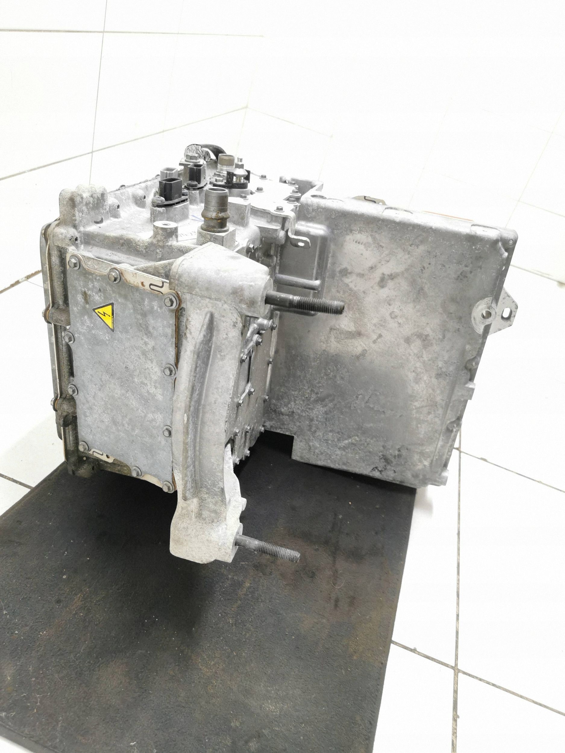 Inversor Renault Zoe OEM 296G90650R - Usado image 3