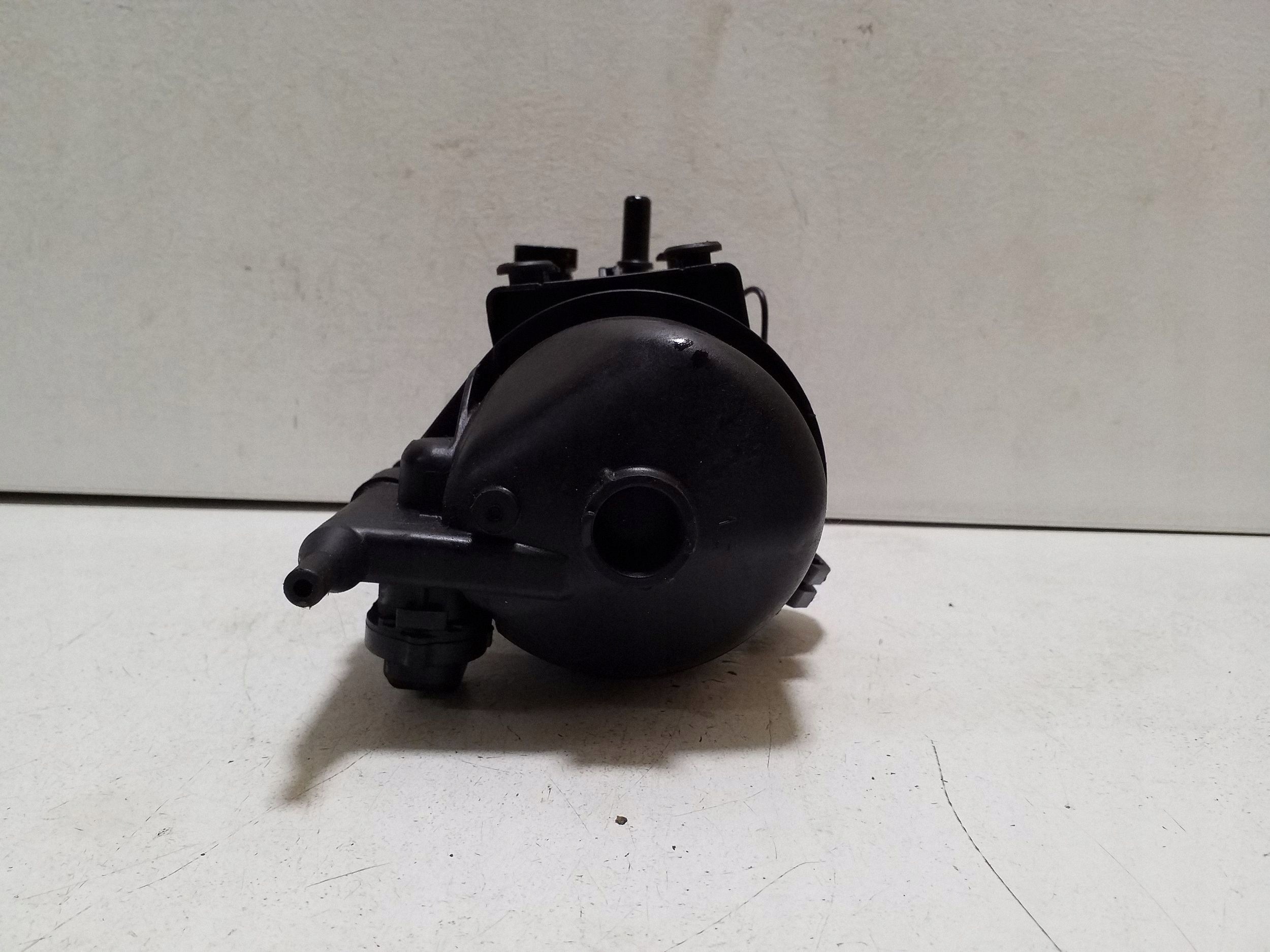 Land Rover Evoque II 2020 Fuel Filter OEM HJ329B072AA image 3