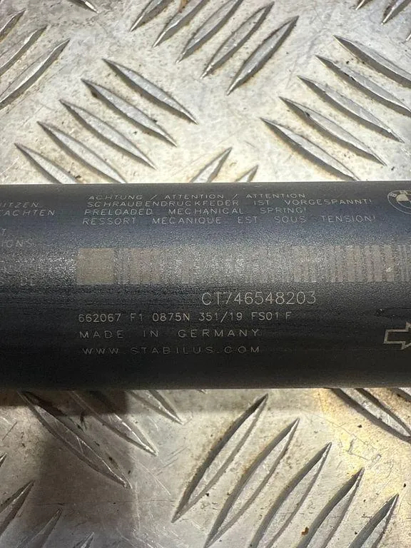 Actuador derecho portón trasero BMW i8 (I12) CT746548203 1.5L 2017 image 3