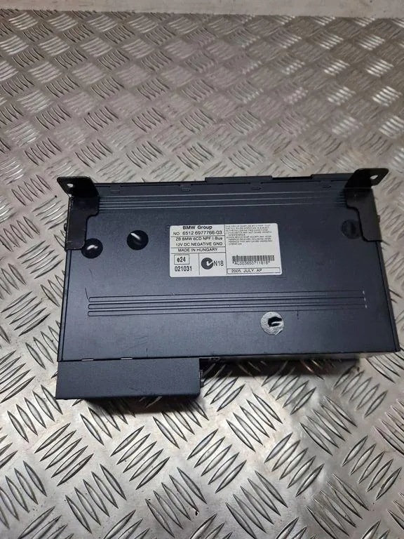 BMW CD/DVD-byttare OEM 6977766 för X5 2005 SUV