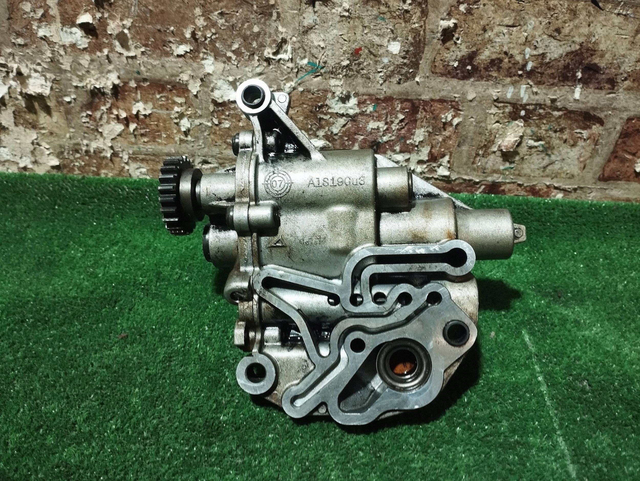 Audi Oliepomp OEM 06H115105AF voor A4 B8 2.0 TFSI image 3