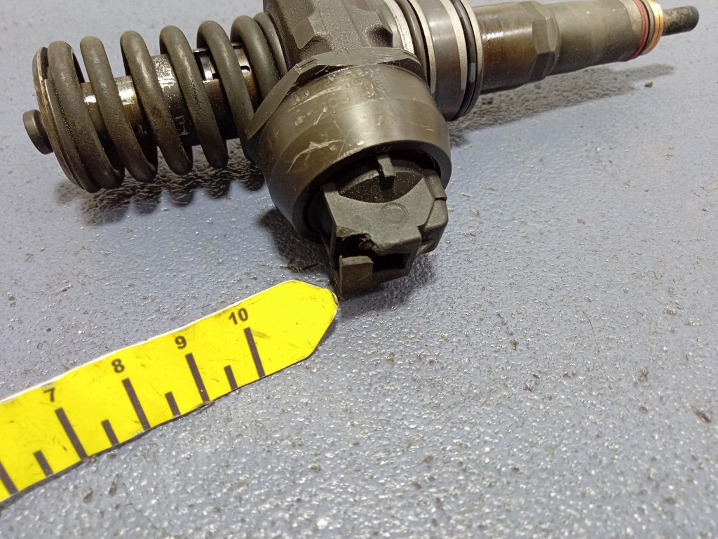 Gebrauchte VW Jetta 1.0 TDI 140PS Einspritzpumpe OEM 036130073B image 5