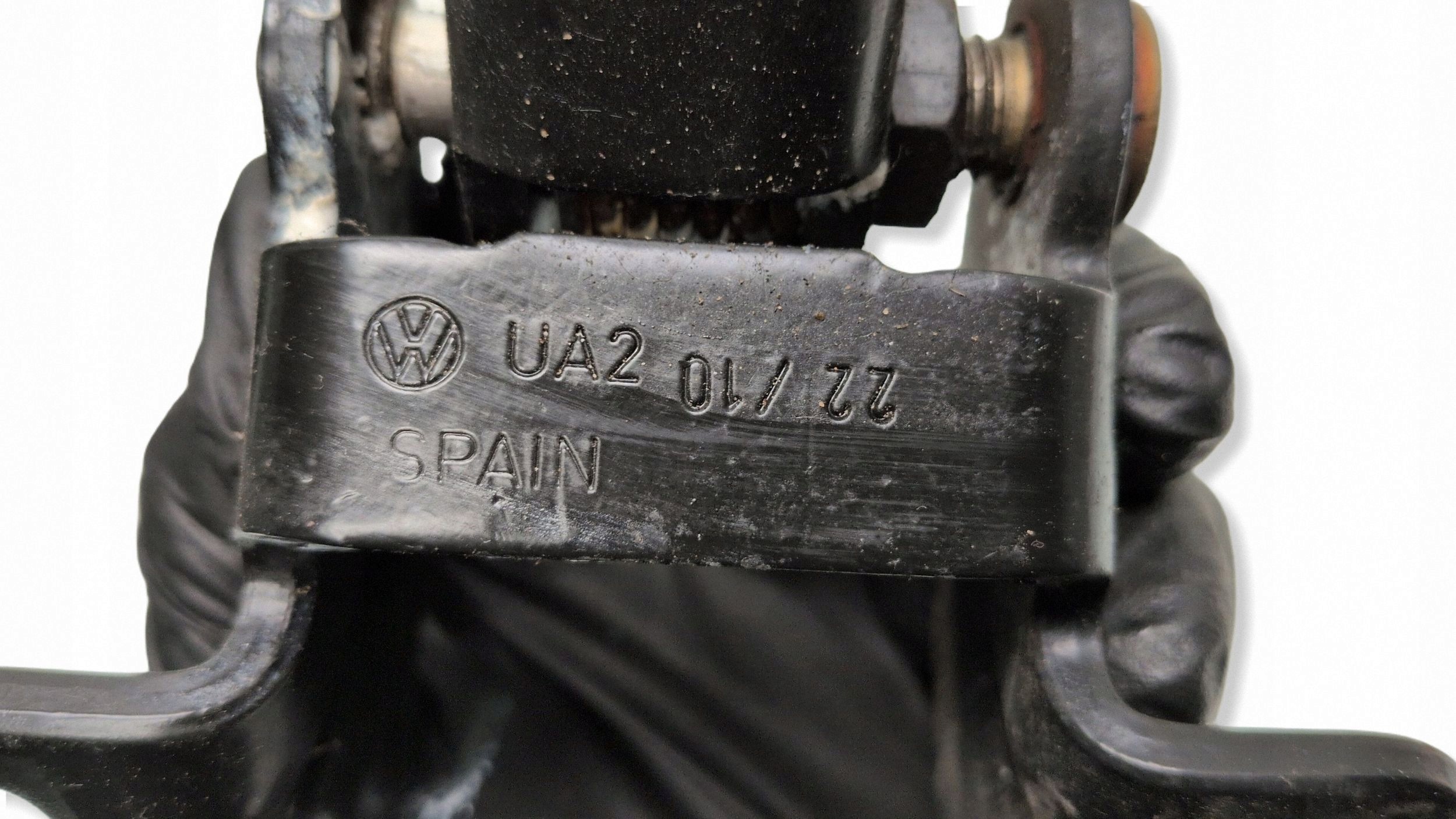 VW Sharan 7N Door Hinge Roller OEM 7N0843336C image 6
