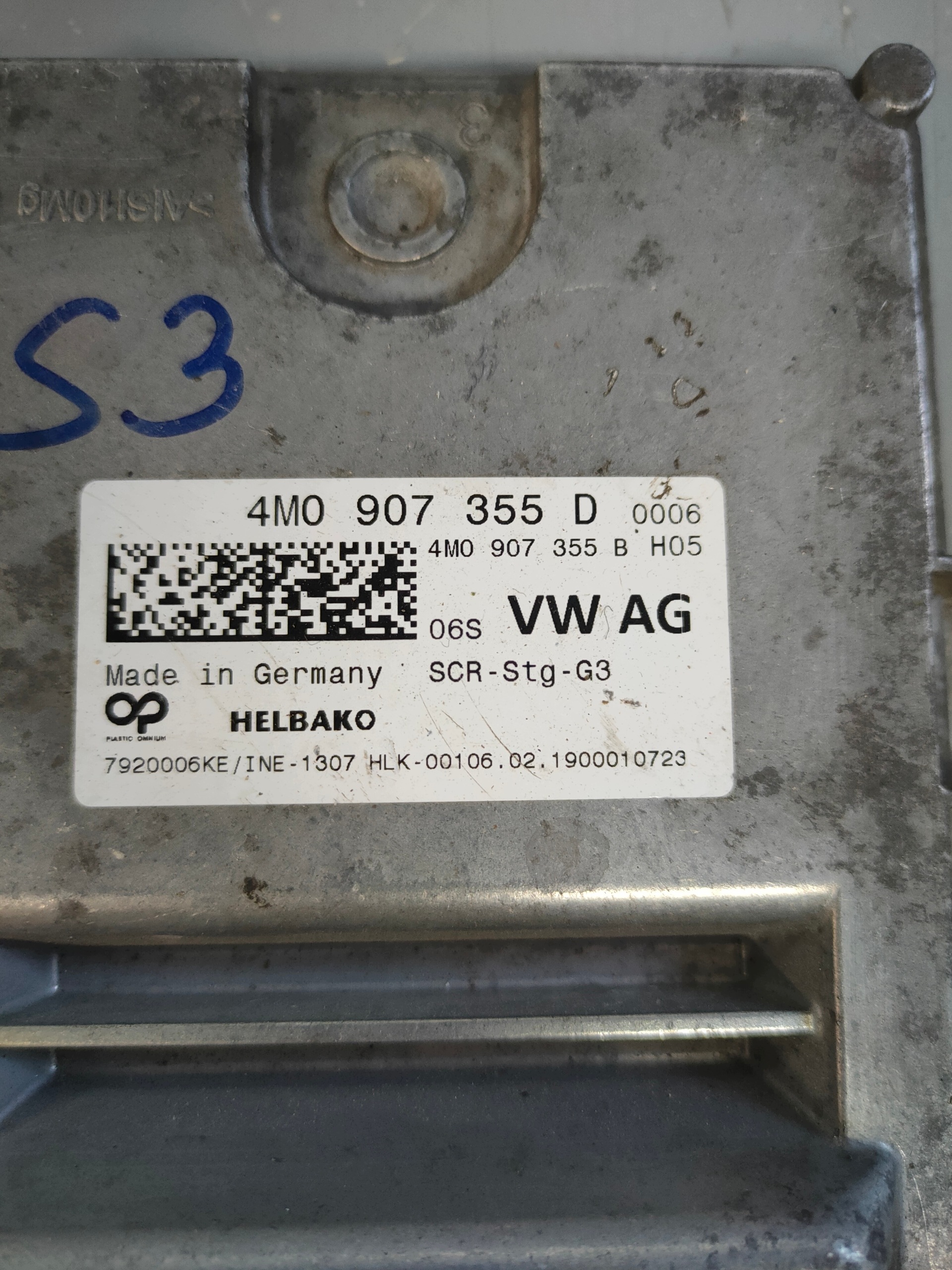 Audi AdBlue-ohjausmoduuli OEM 4M0907355D