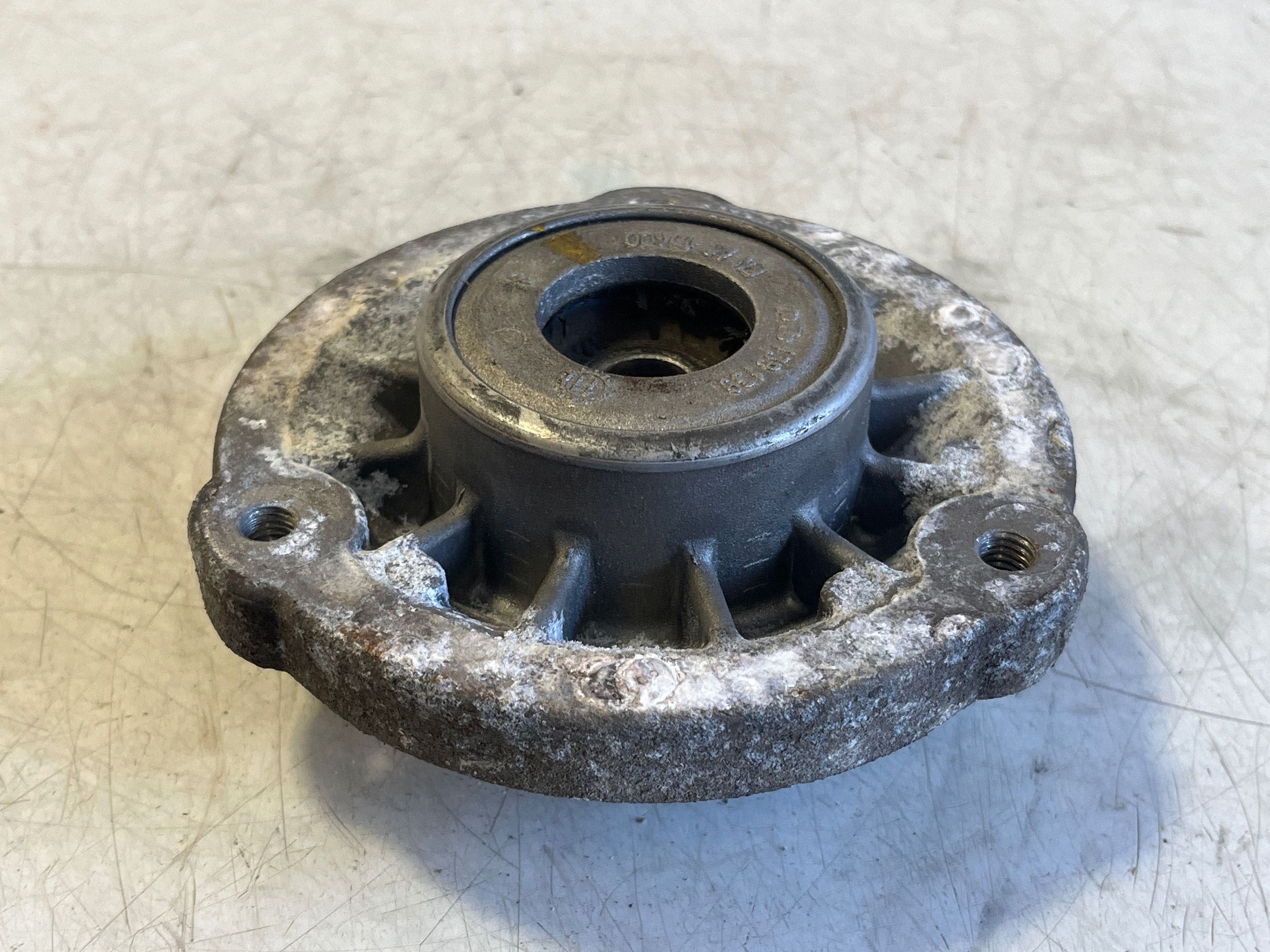 OEM 6787178 Taka Jousituskiinnike BMW X3 F25/X4 F26
