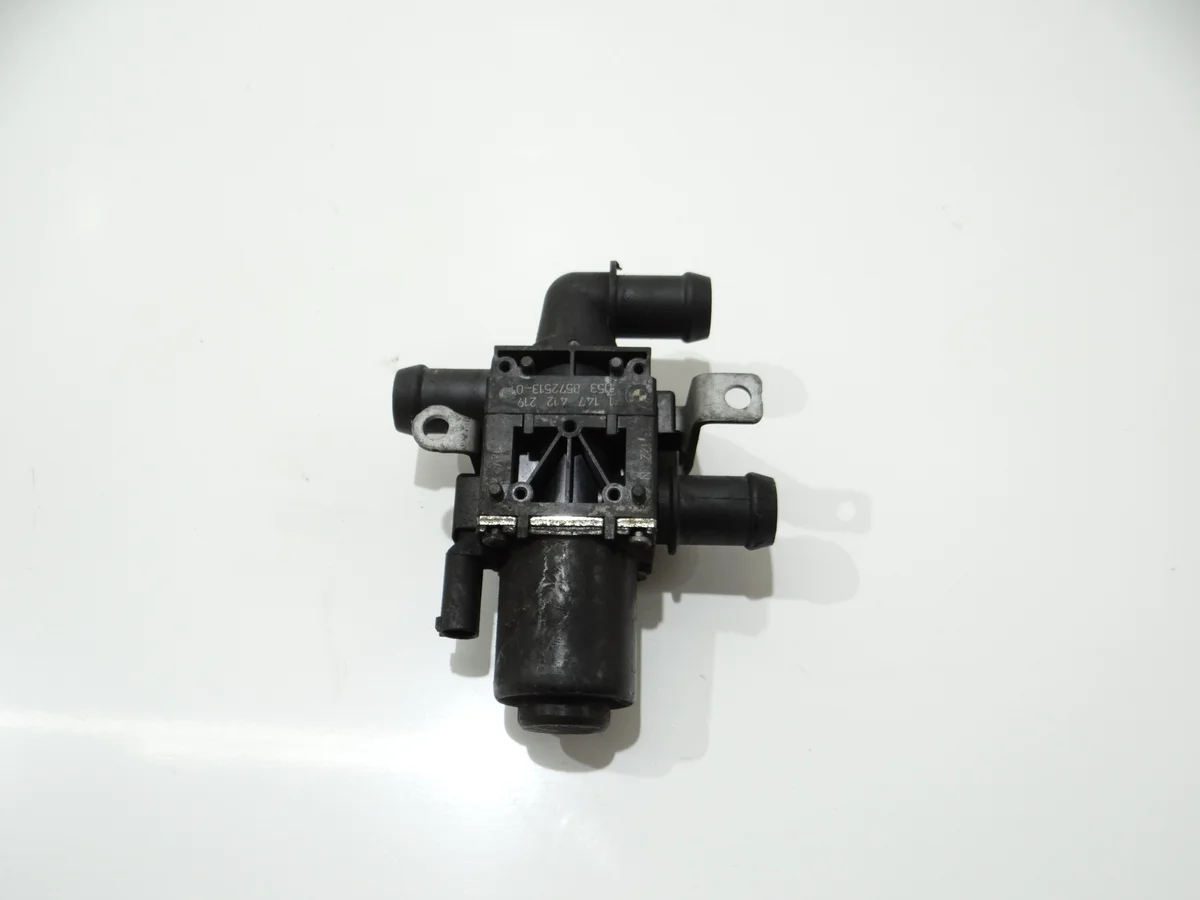 Électrovanne eau BMW F10 2.0D 8572513 image 3