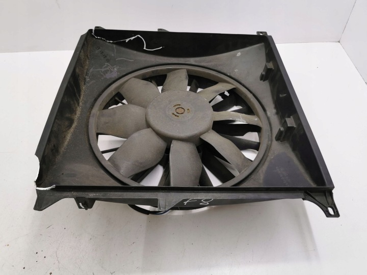 BMW 3 E46 2002 Ventola elettrica radiatore