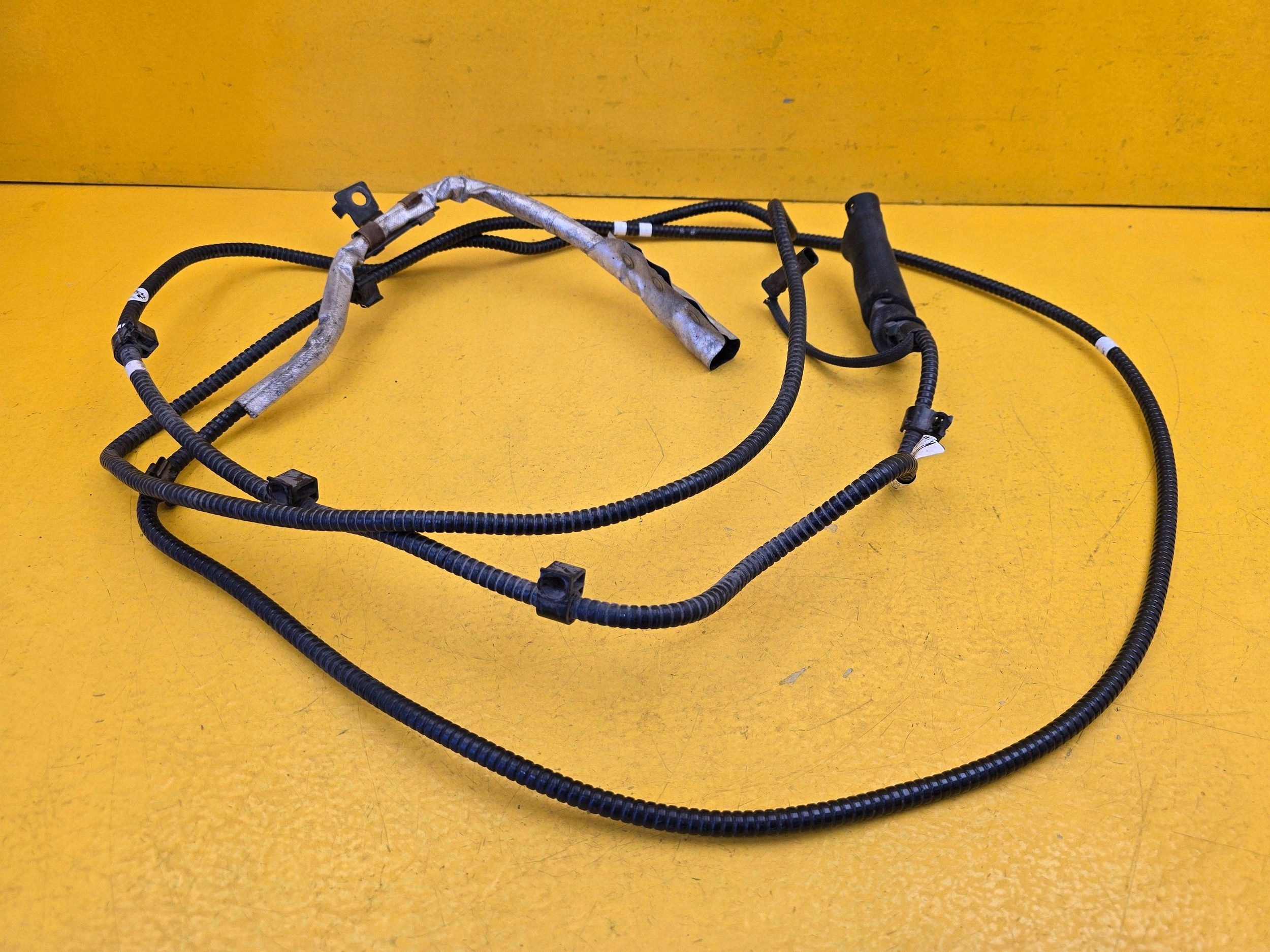 BMW AdBlue-dosausleti OEM 7377948 - Käytetty