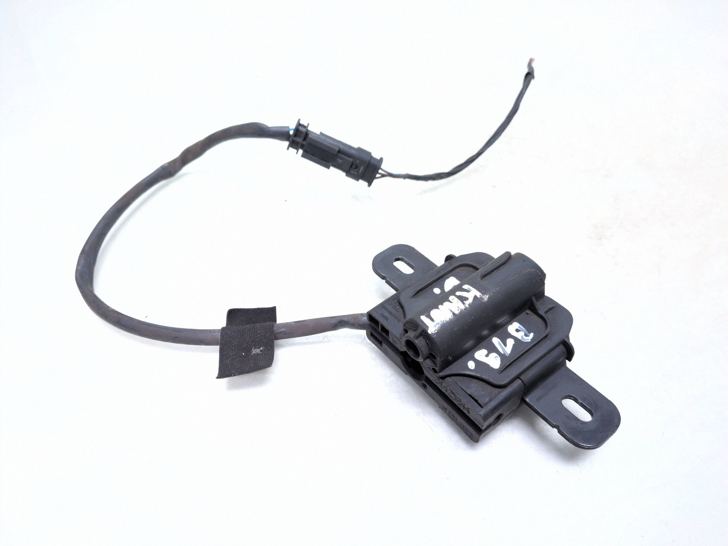 Verrou de capot Volvo S60 II 31425844 image 2