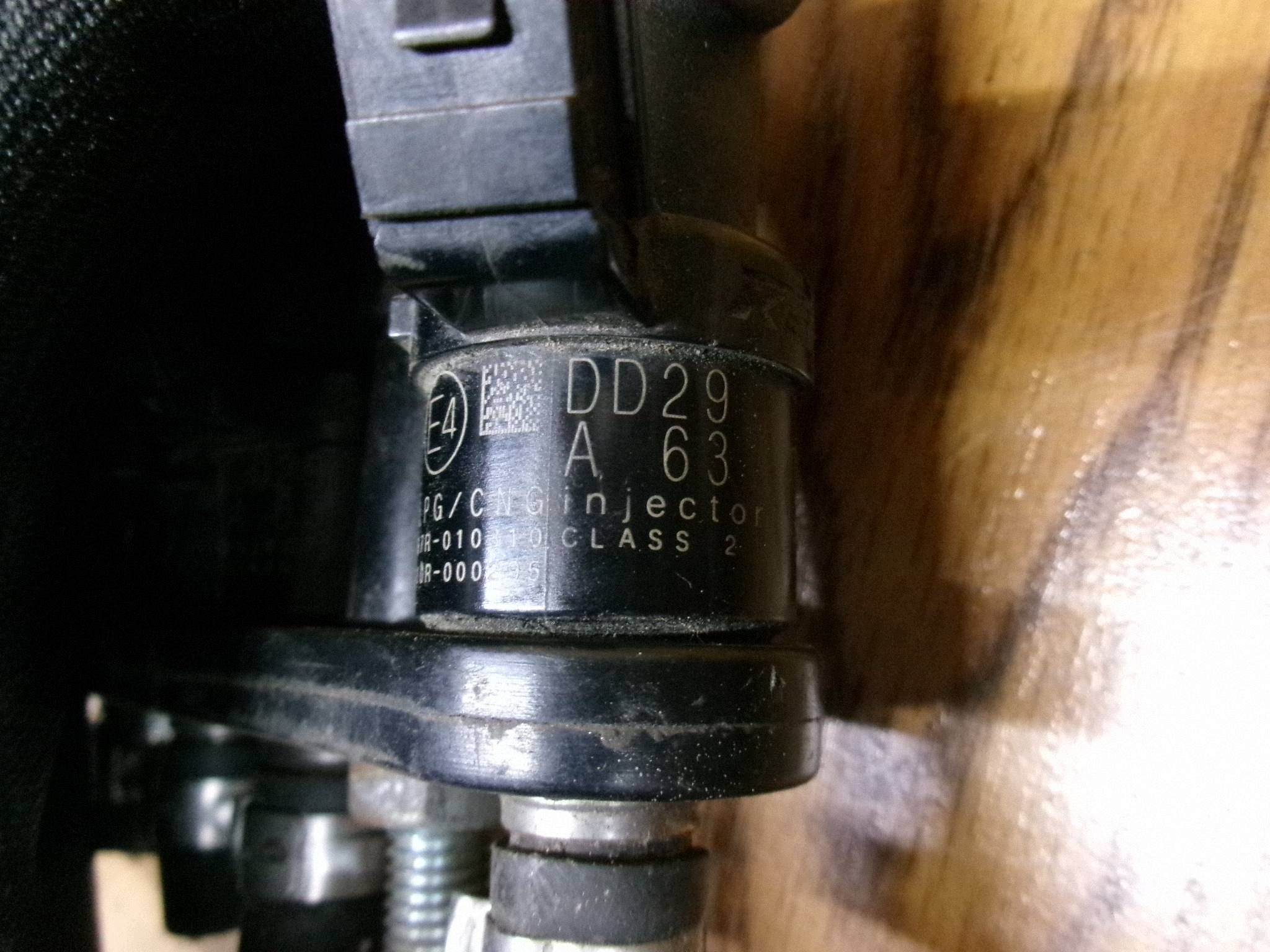Rampe d'injecteurs LPG Keihin 3 Cyl 67R-010093 image 3