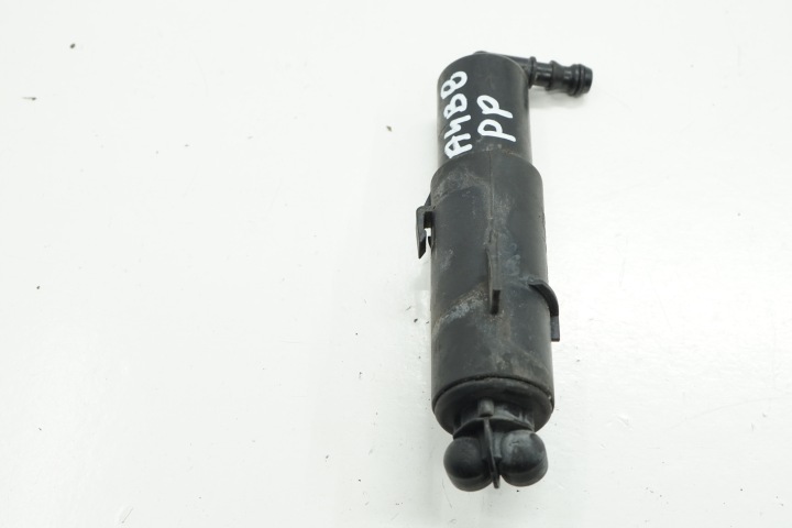 AUDI A4 B8 08R Scheinwerfer-Waschanlage rechts vorne 8K0955102