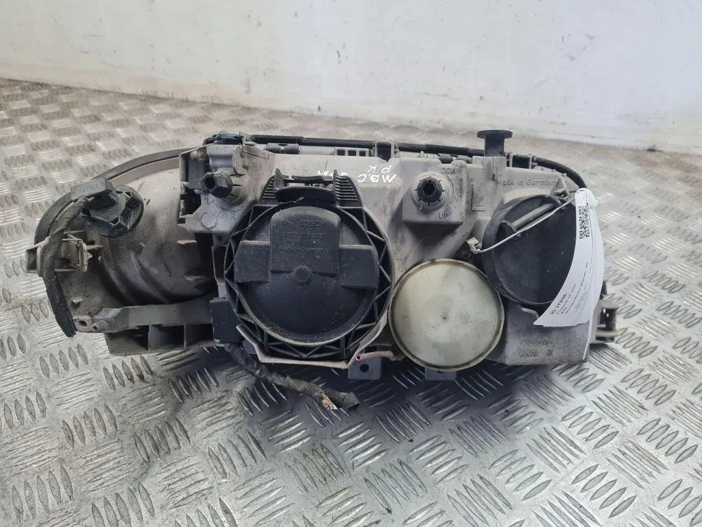 Vasen etuvalo MERCEDES-BENZ C (W202) A2028261180 2.2L 1999