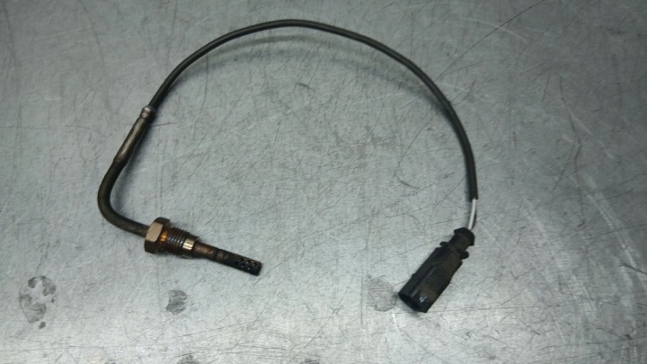 Pakokaasun lämpötila-anturi OE 038906088A Audi A8 D3 02-09R 3.0 TDI 233KM