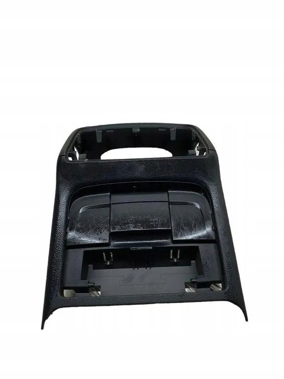 Cenicero Audi A5 OEM 8K0864376 - Estado usado image 5