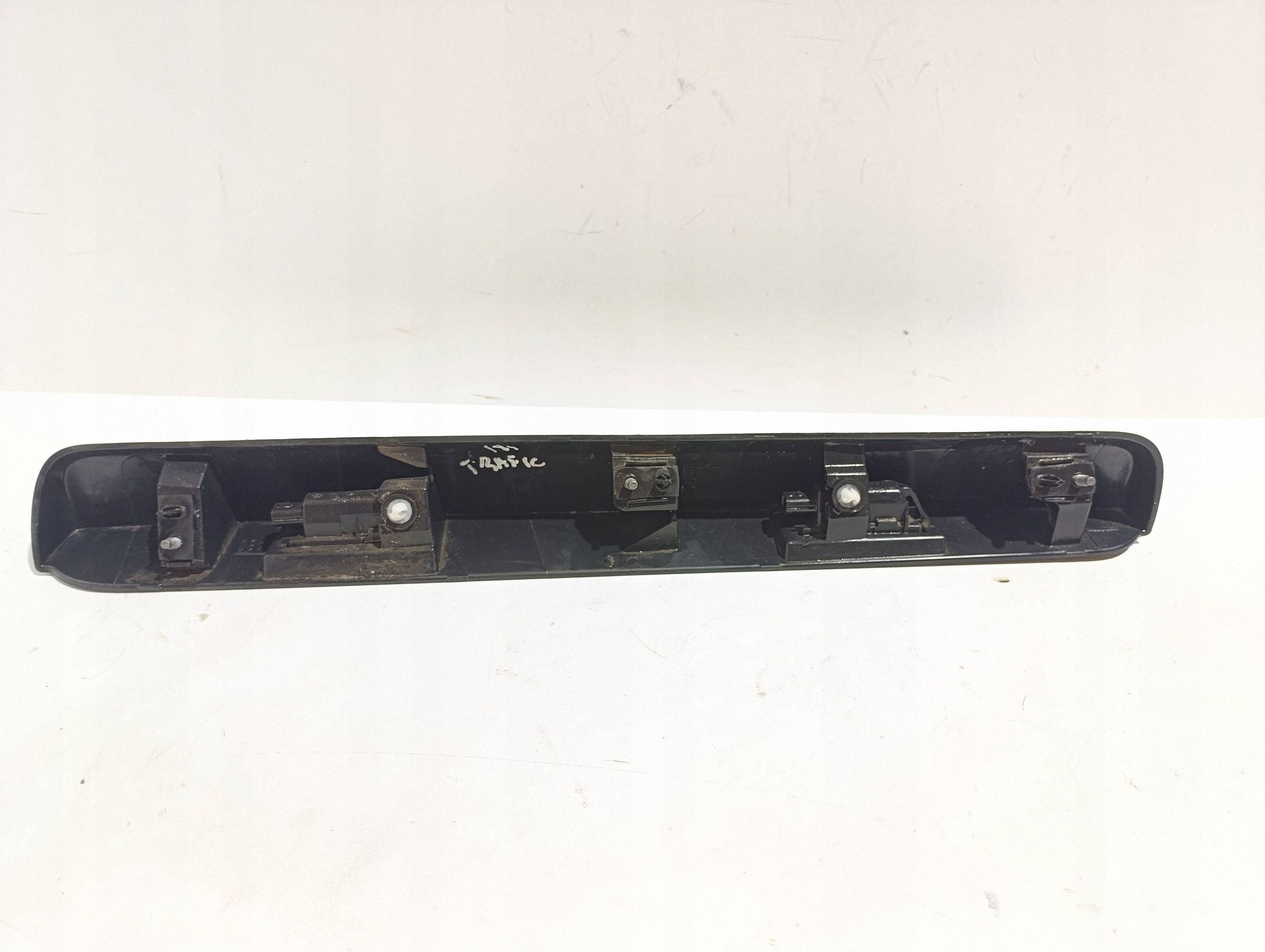 RENAULT TRAFIC III IV LIFT TAKALUUKKU TAKAOSA 848105971R