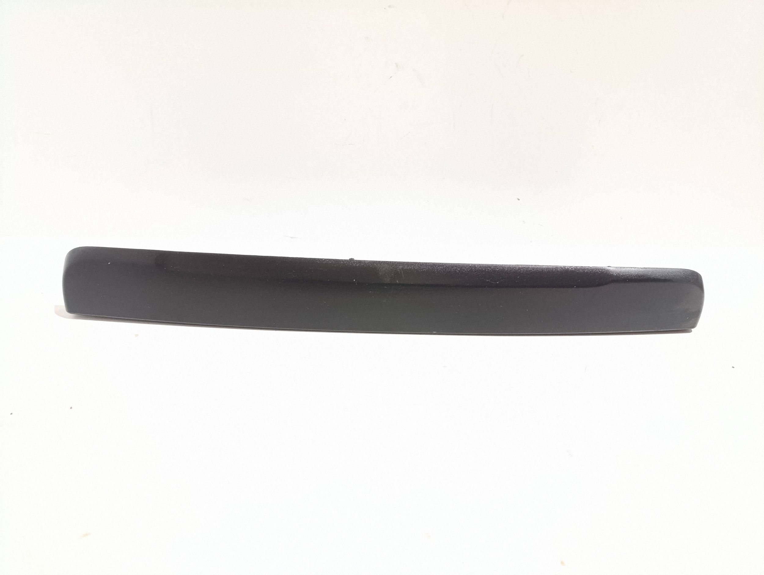 OEM 848105971R Heckklappenleiste für Renault Trafic III image 2