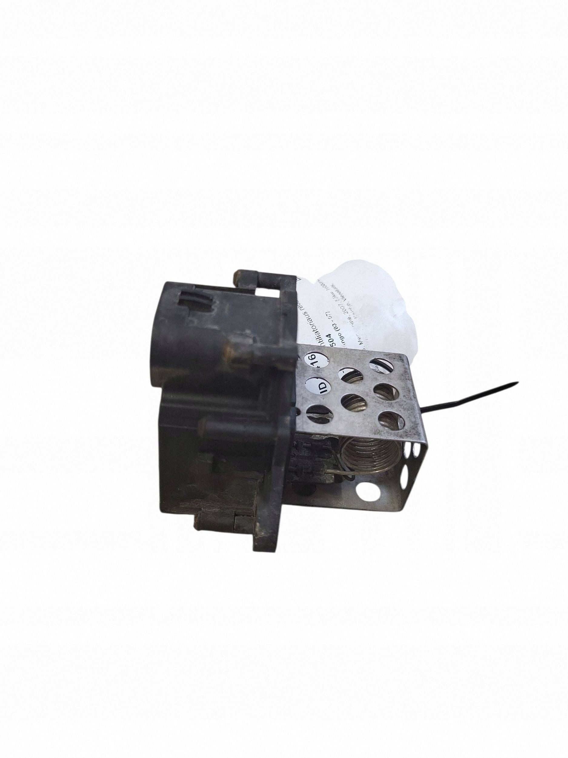 Lämmityspuhaltimen rele Peugeot 307 OEM 9649247680