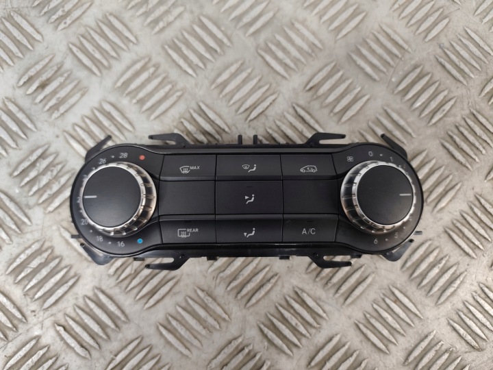 Climate Control Panel A2469004405 Mercedes W176 W246 12-