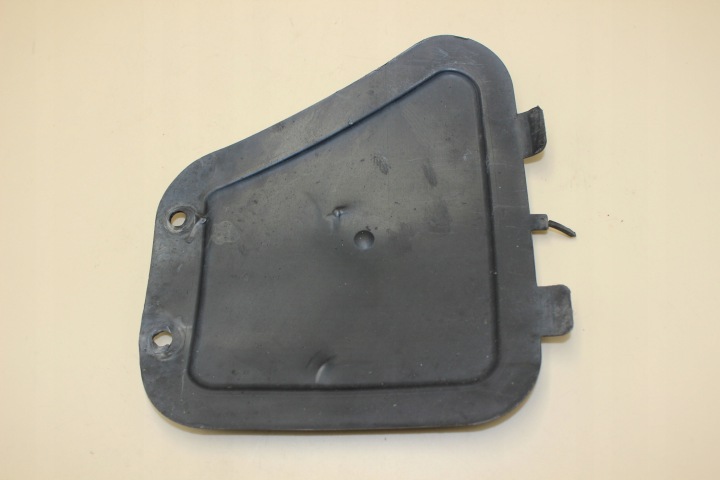 Vasen etulokasuojan tulppa BMW F10 F11 F07 F12 F13 F06 7187043