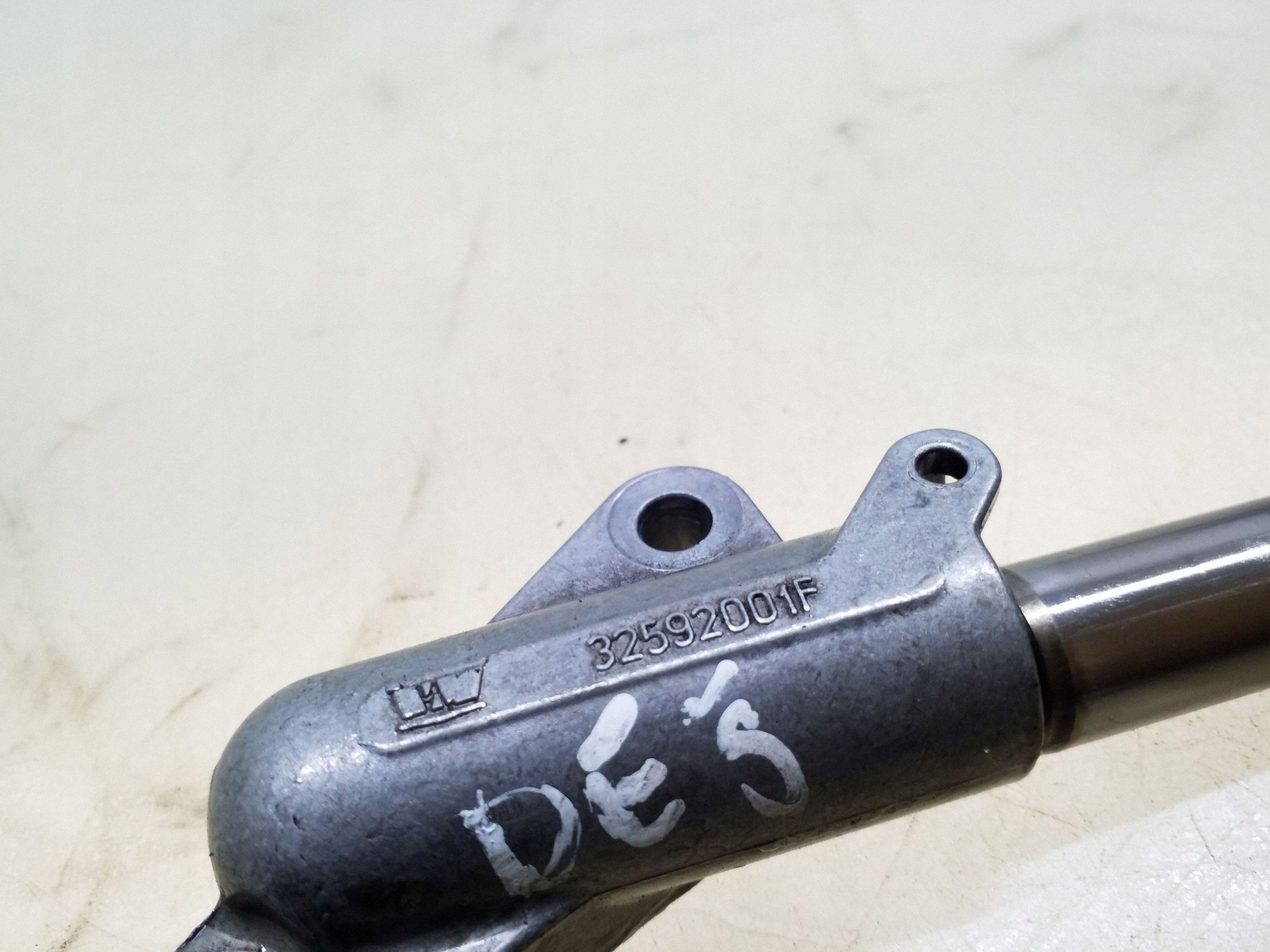 2017 Maserati Levante Timing Tensioner 32592001F image 3