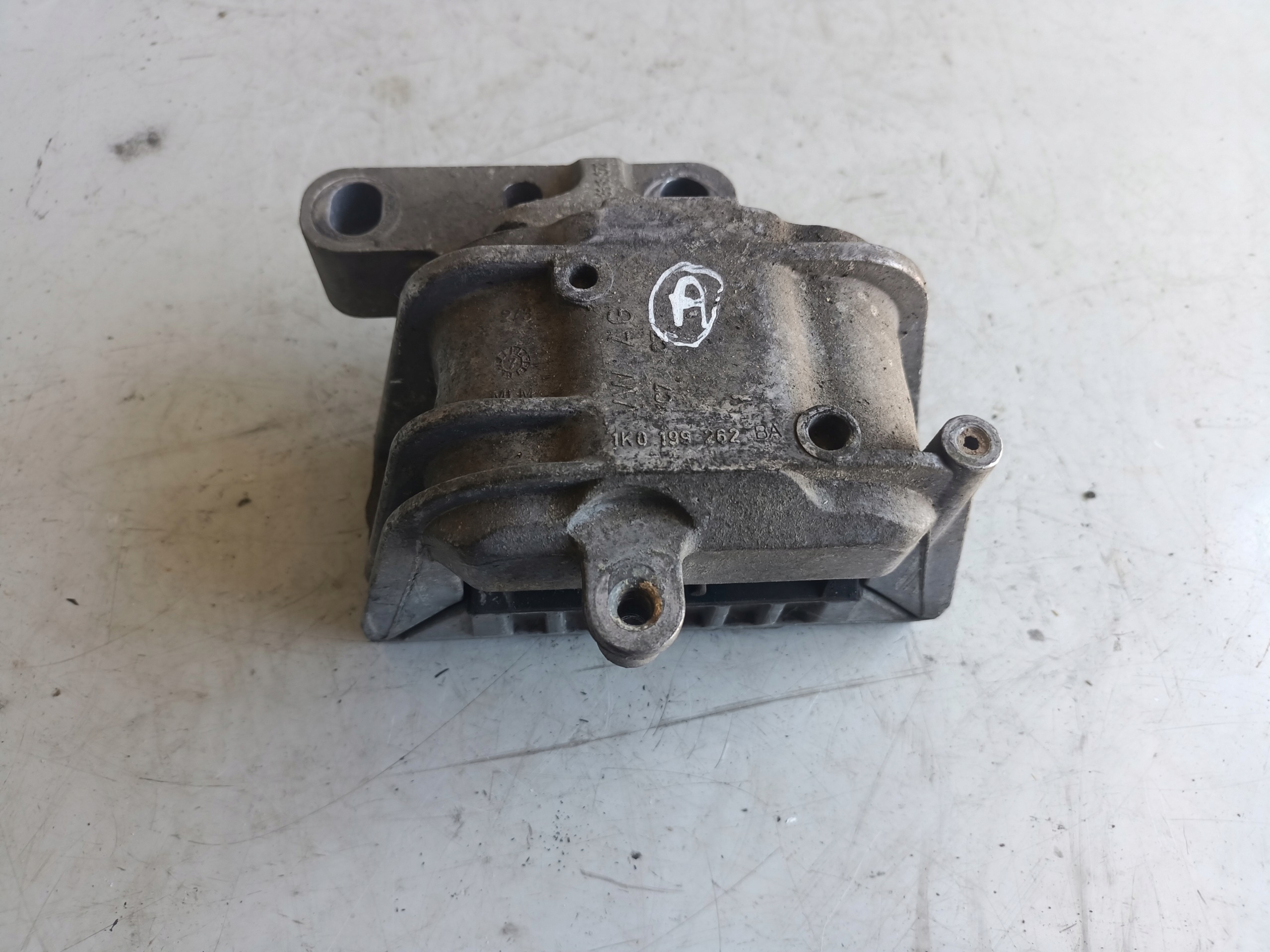2006 VW Golf V 2000 TDI Right Side 1k0199262ba image 2
