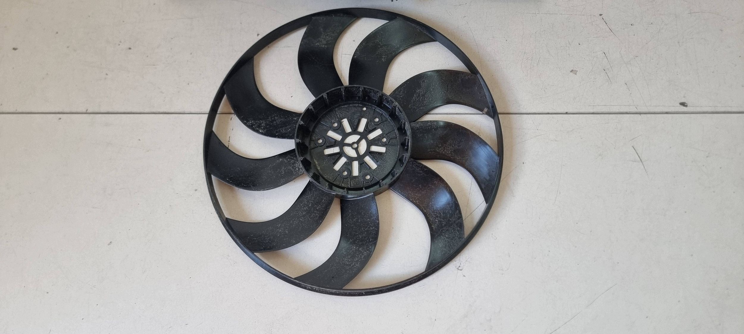 OEM 9846925 Bakre AC-kylarfläkt för BMW X1 U11