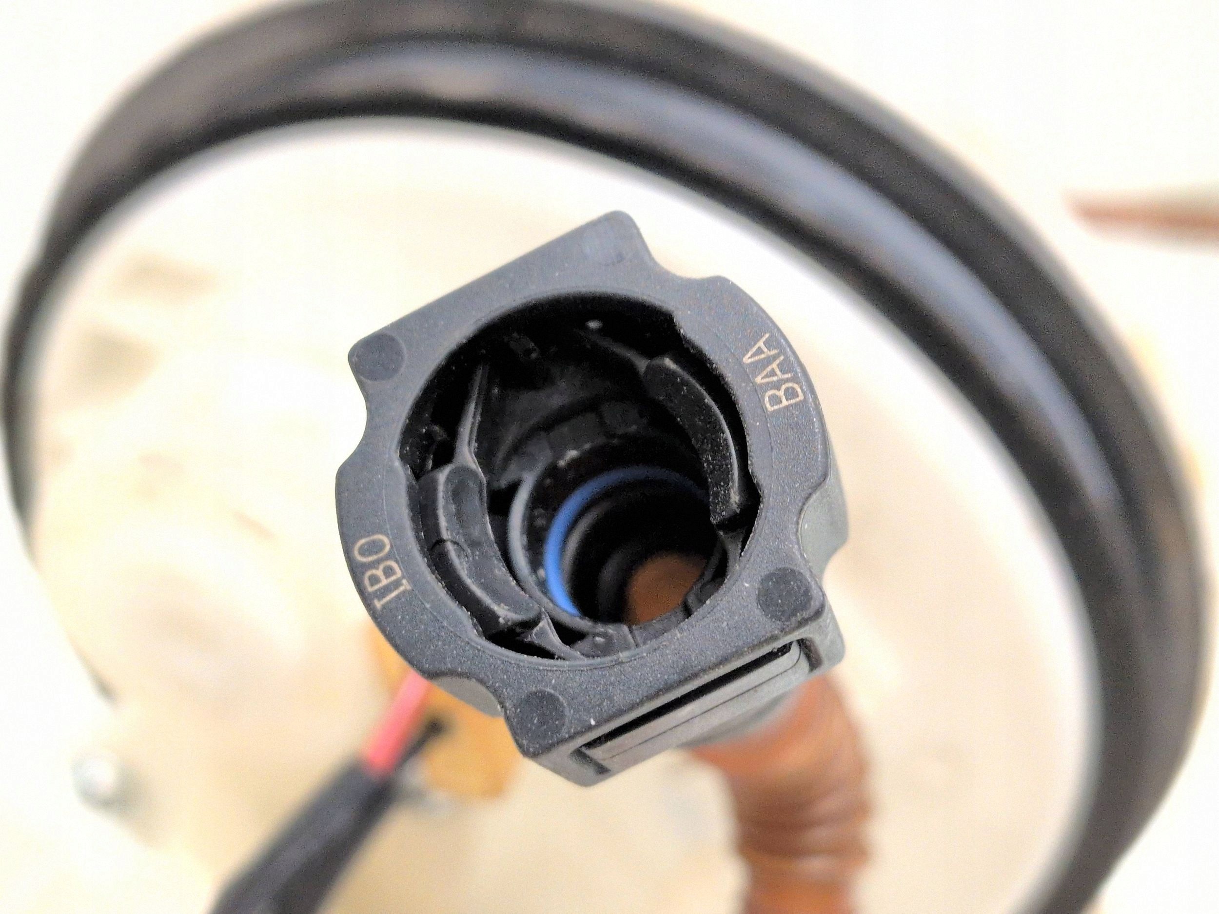 Kraftstoffpumpenfilter OEM 7L0919679A für Cayenne/Touareg image 7