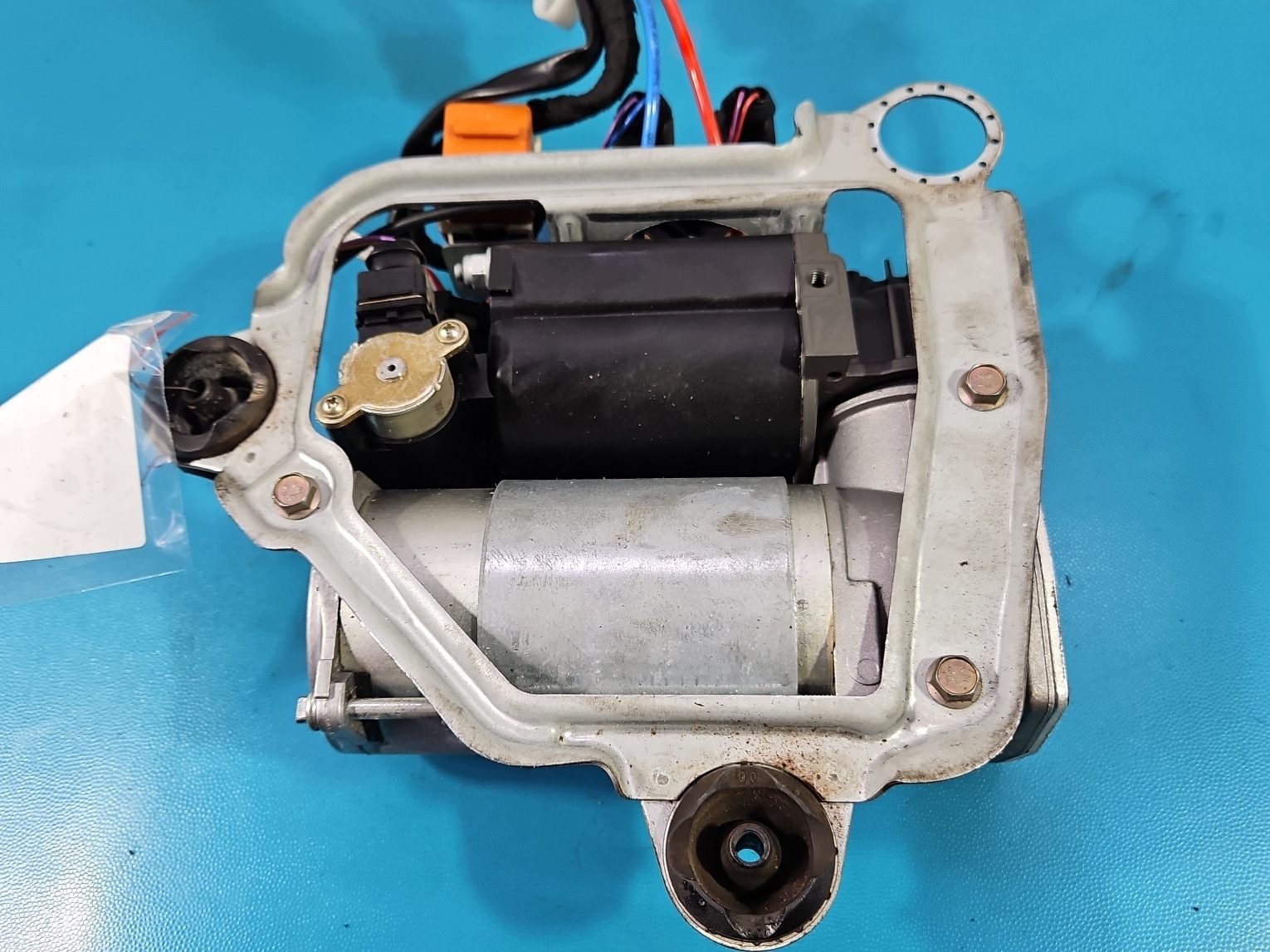 Compressor suspensão ar OEM 4430200111 BMW E39 image 6