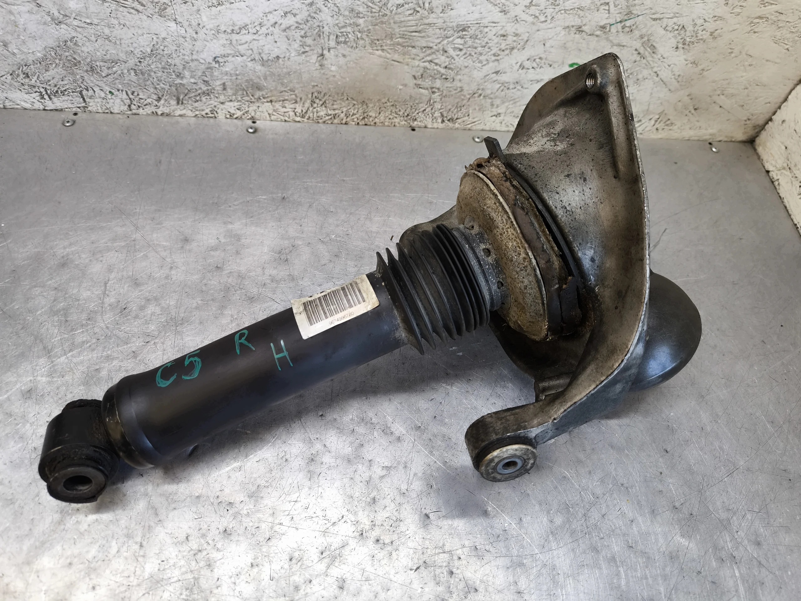 Hydraulic Shock Absorber Front Right Citroen C5 III 9674996780