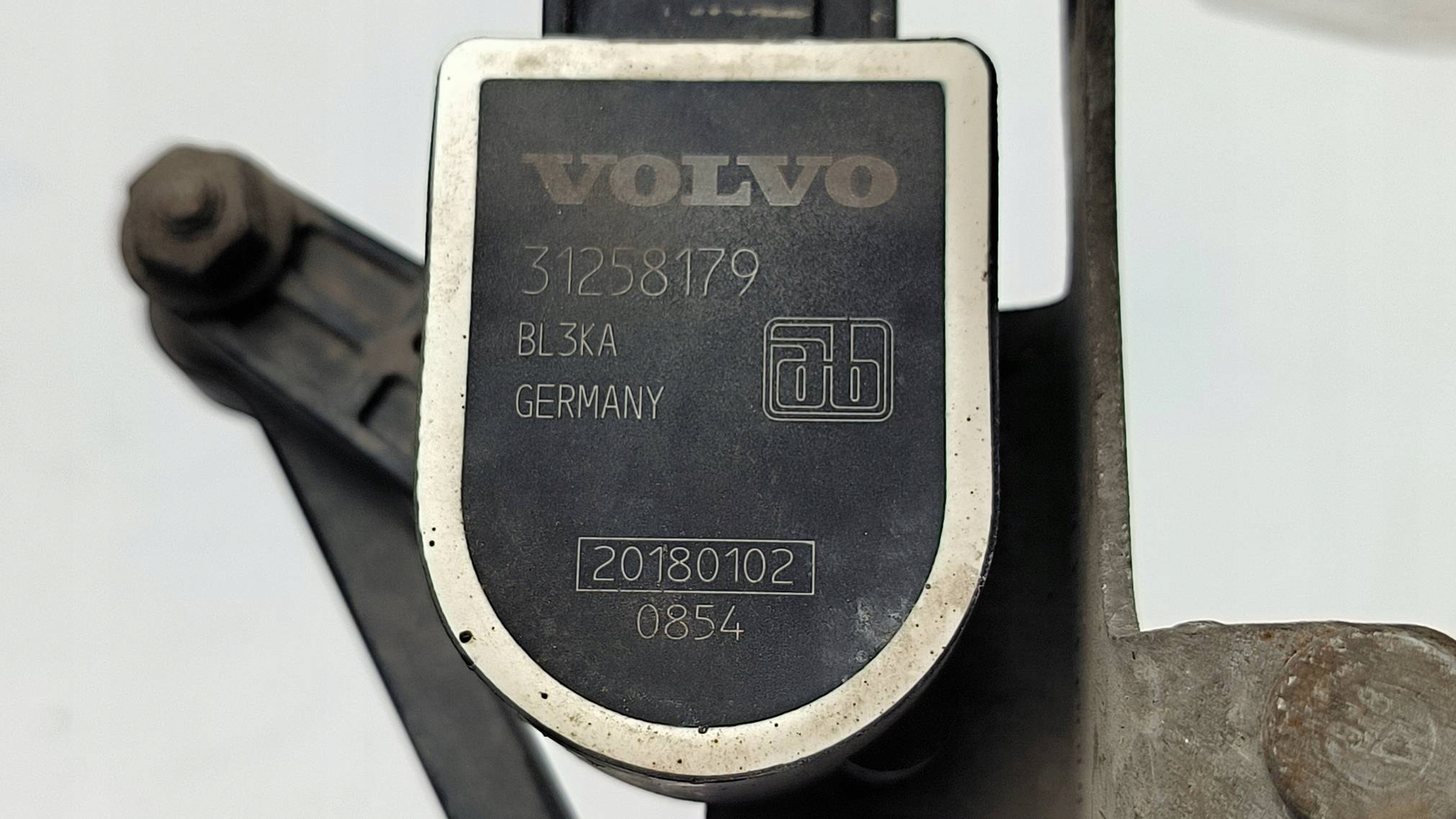 Volvo V40 Ajovalon tasonanturi 3140262