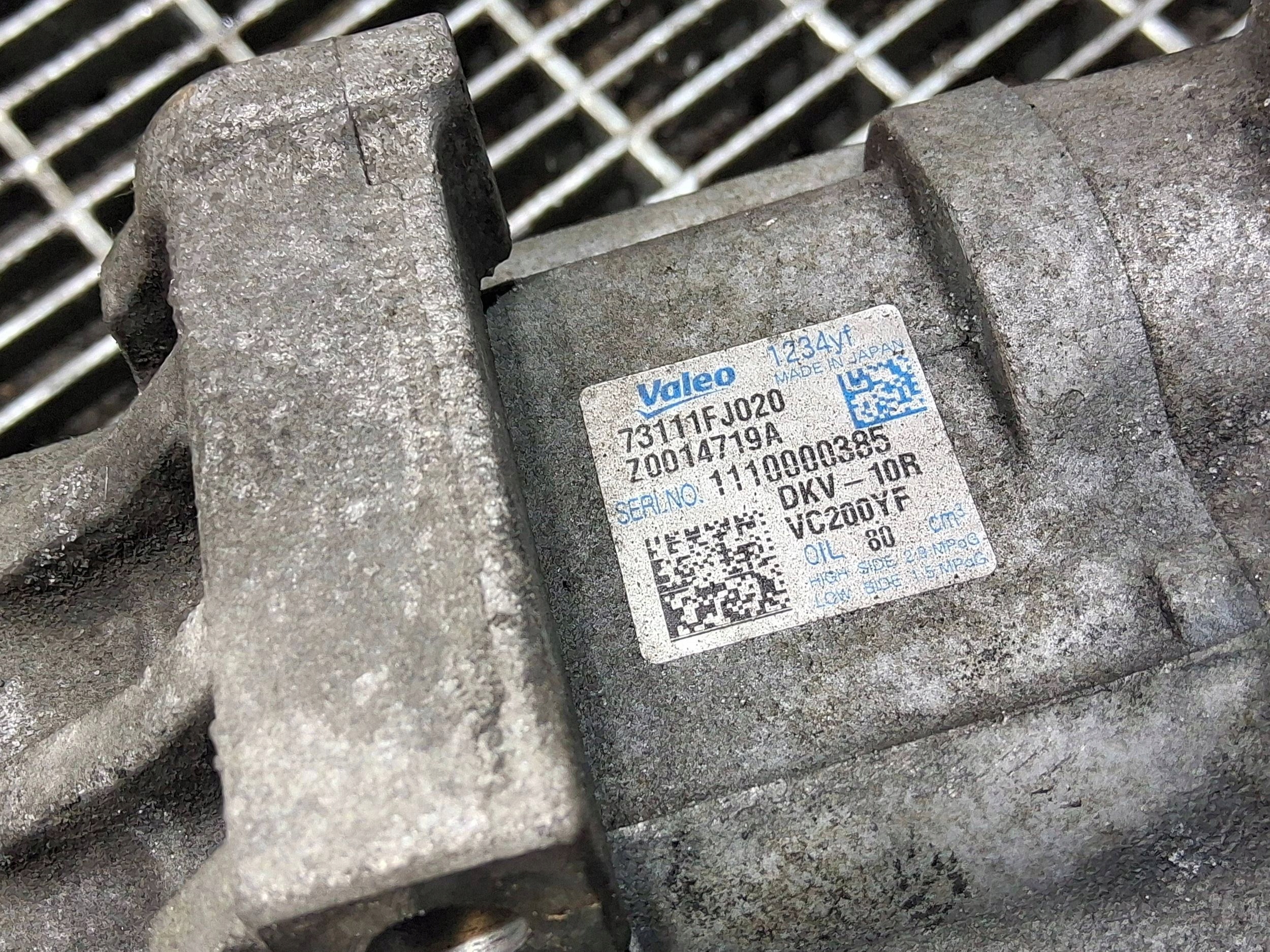 Compressor de ar-condicionado Subaru XV 73111FJ020 image 8
