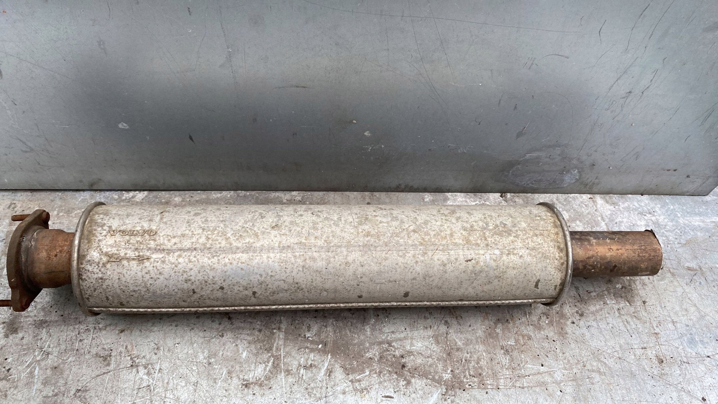 Volvo S60 2002 Middle Silencer image 4