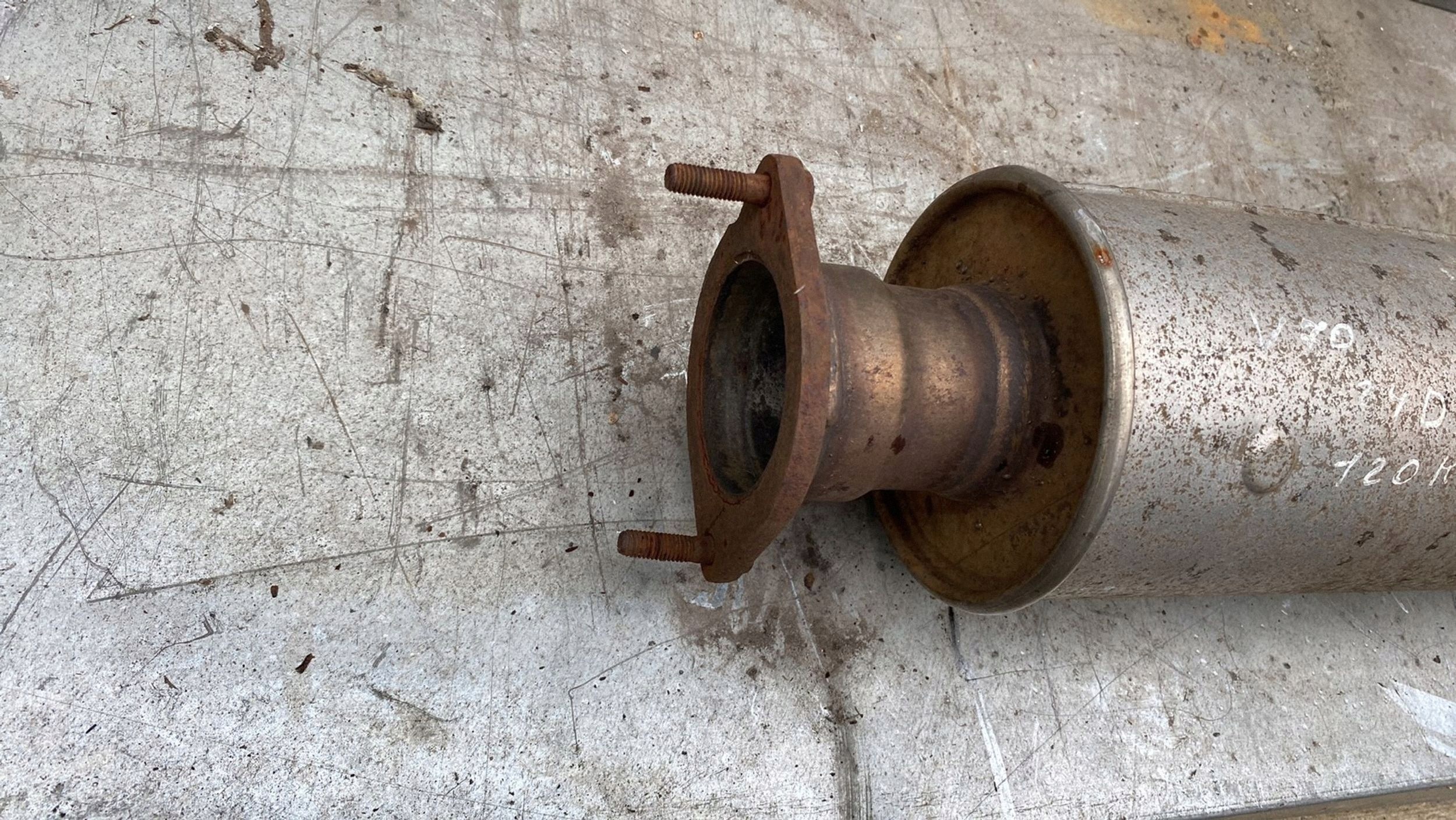 Volvo S60 2002 Middle Silencer image 5