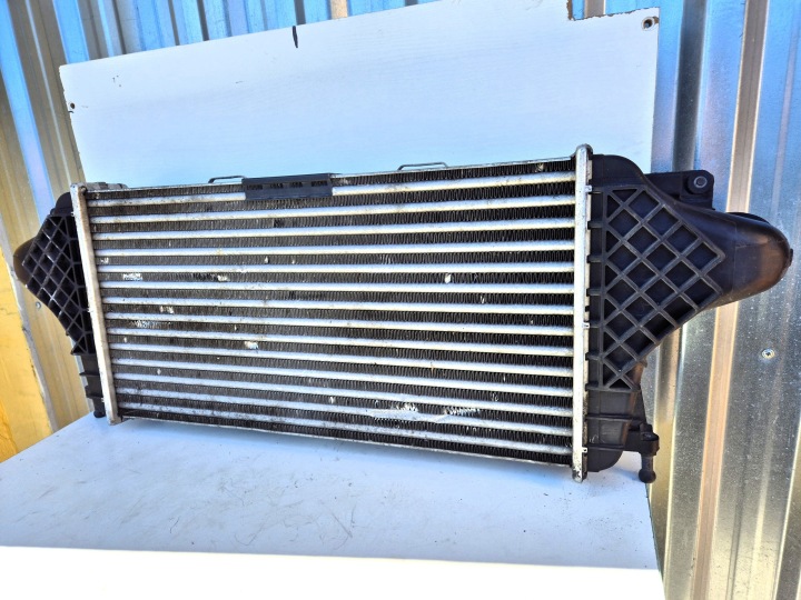 Intercooler Mercedes GLE W166 C292 11 12- A0995000600