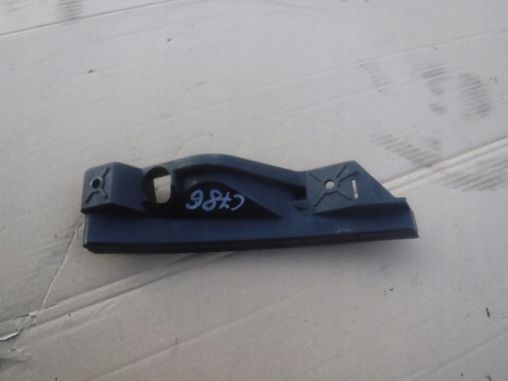 VW TOURAN 1T Bumper Slide Mount Right Front 1T0807890A