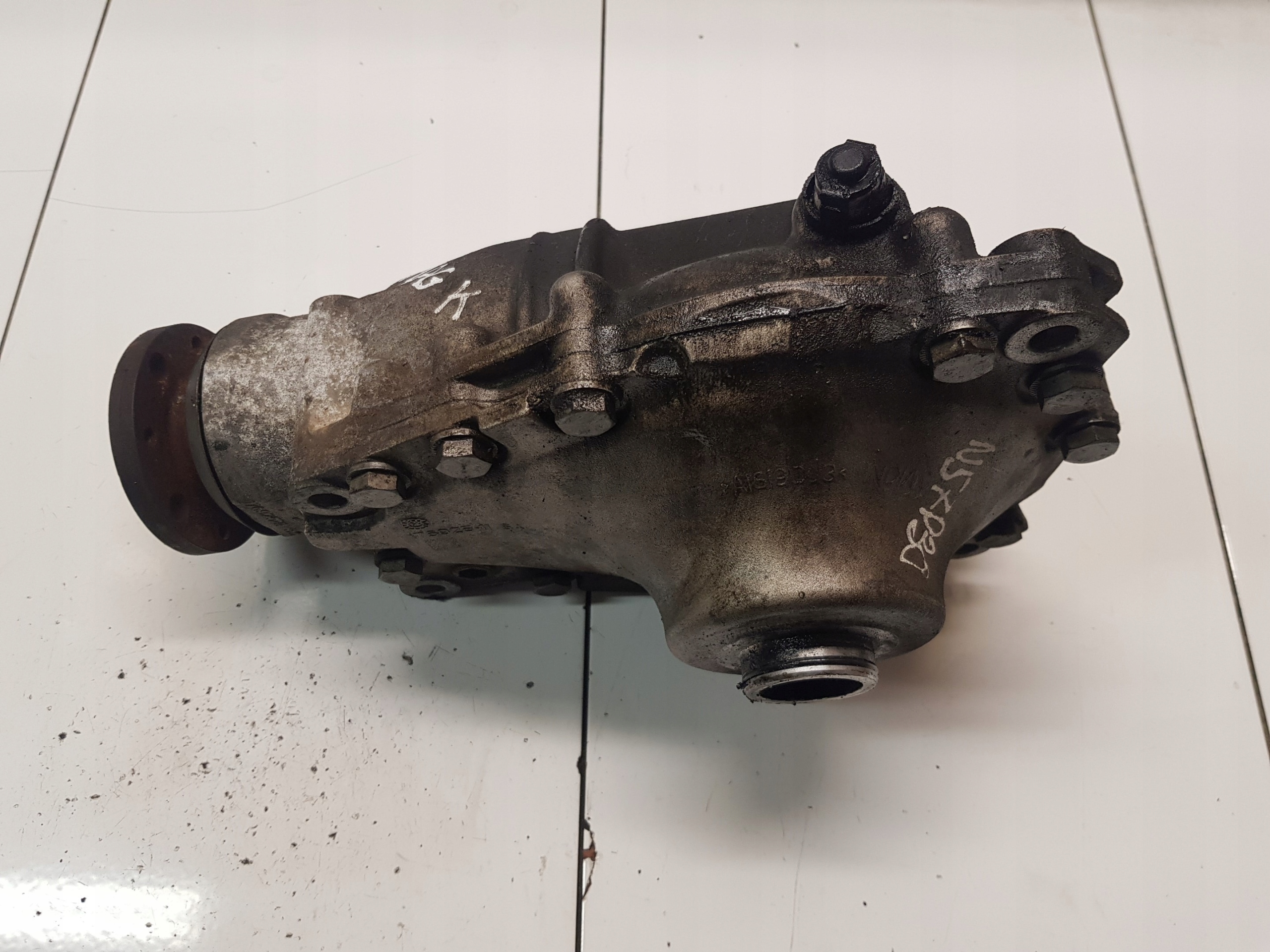 BMW F30 F31 G11 G12 G30 G31 Différentiel avant 7648878 764887808 2.56 image 2
