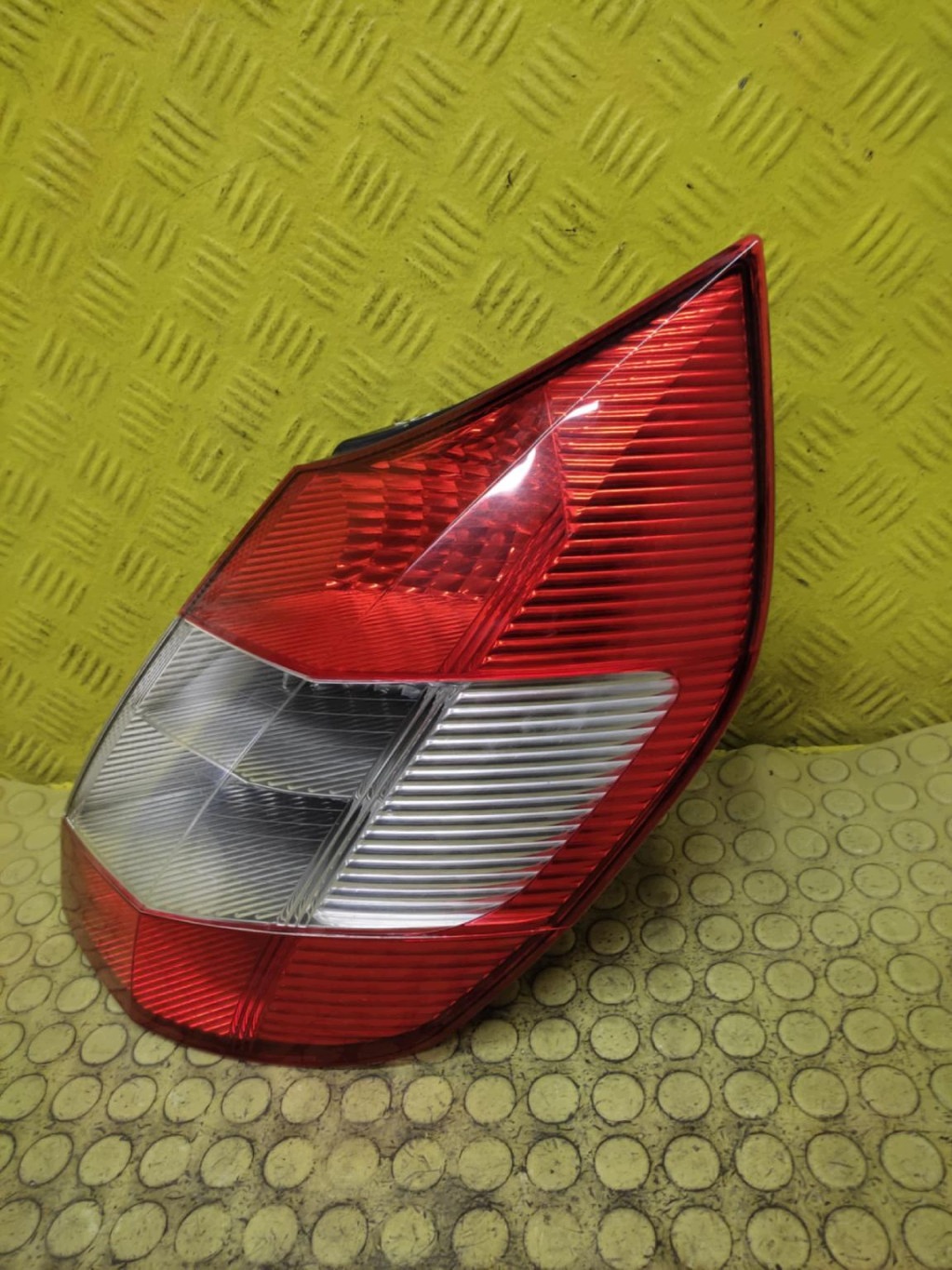 RENAULT SCENIC II 1.6 16V Oikea Takavalo 8200493375
