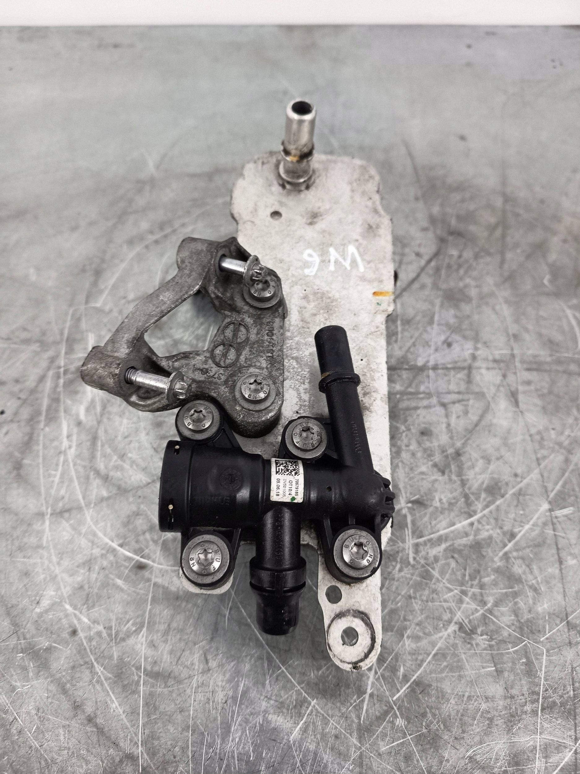 Öl-Kühler Getriebe BMW X3 G01 2018 8607237 image 3