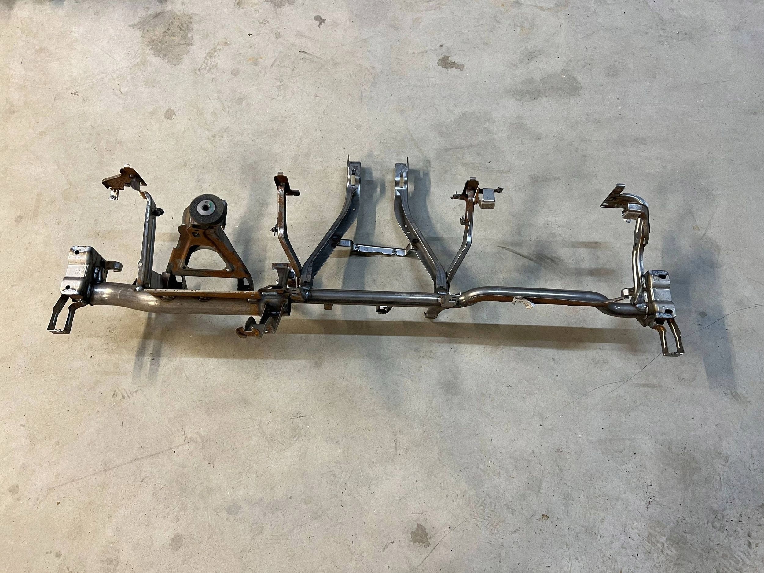 Refuerzo salpicadero BMW X1 F48 F49 OEM 9377587 image 3