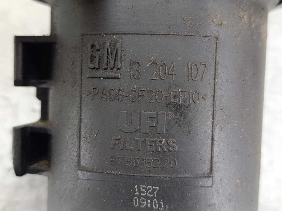 Polttoainesuodatin OEM 675515220 Opel Zafira B 1.9 CDTI:lle