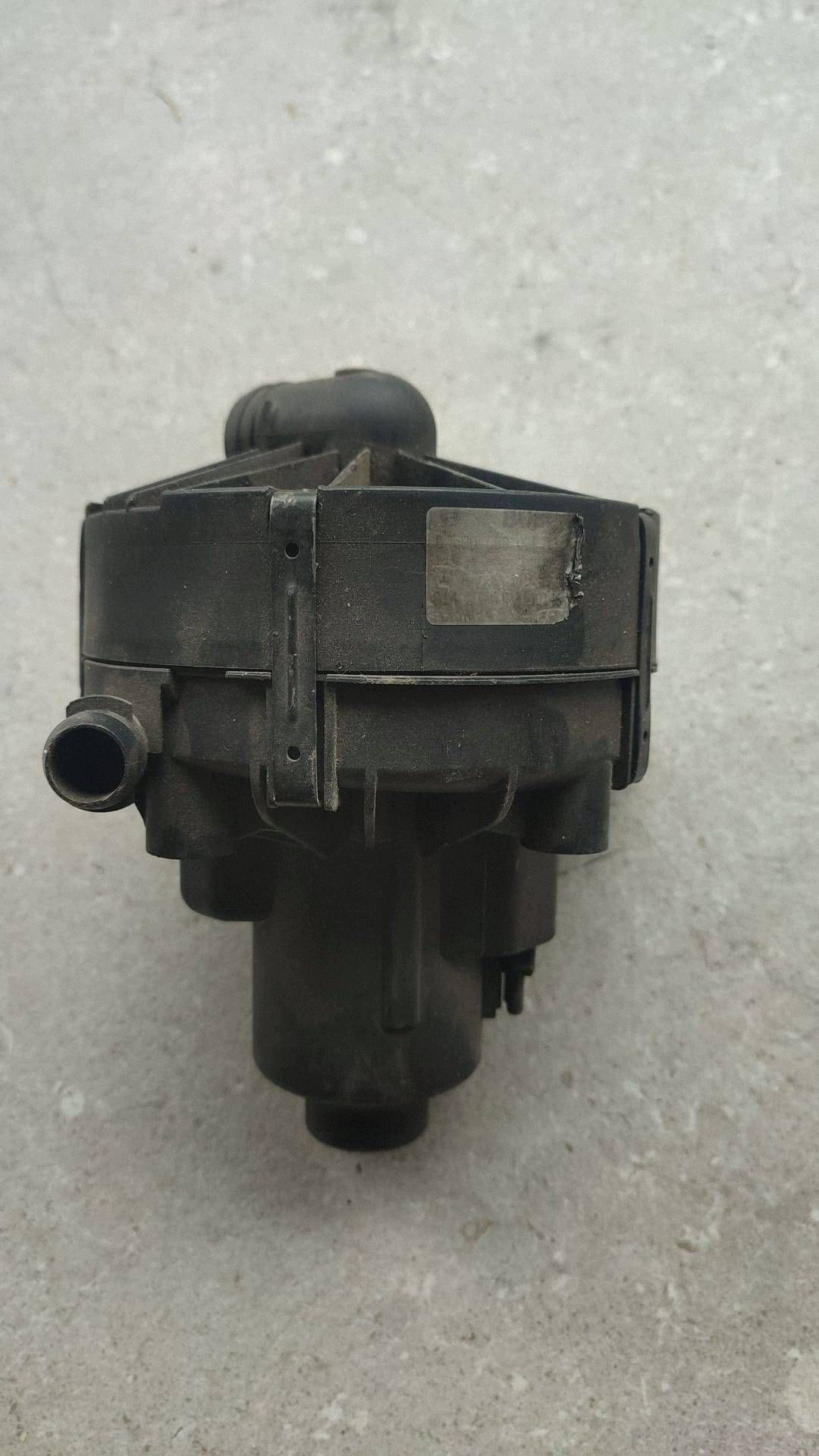 Bomba de Aire Secundaria Mercedes W164 W203 W212 W272 W906 M272 A0001405185