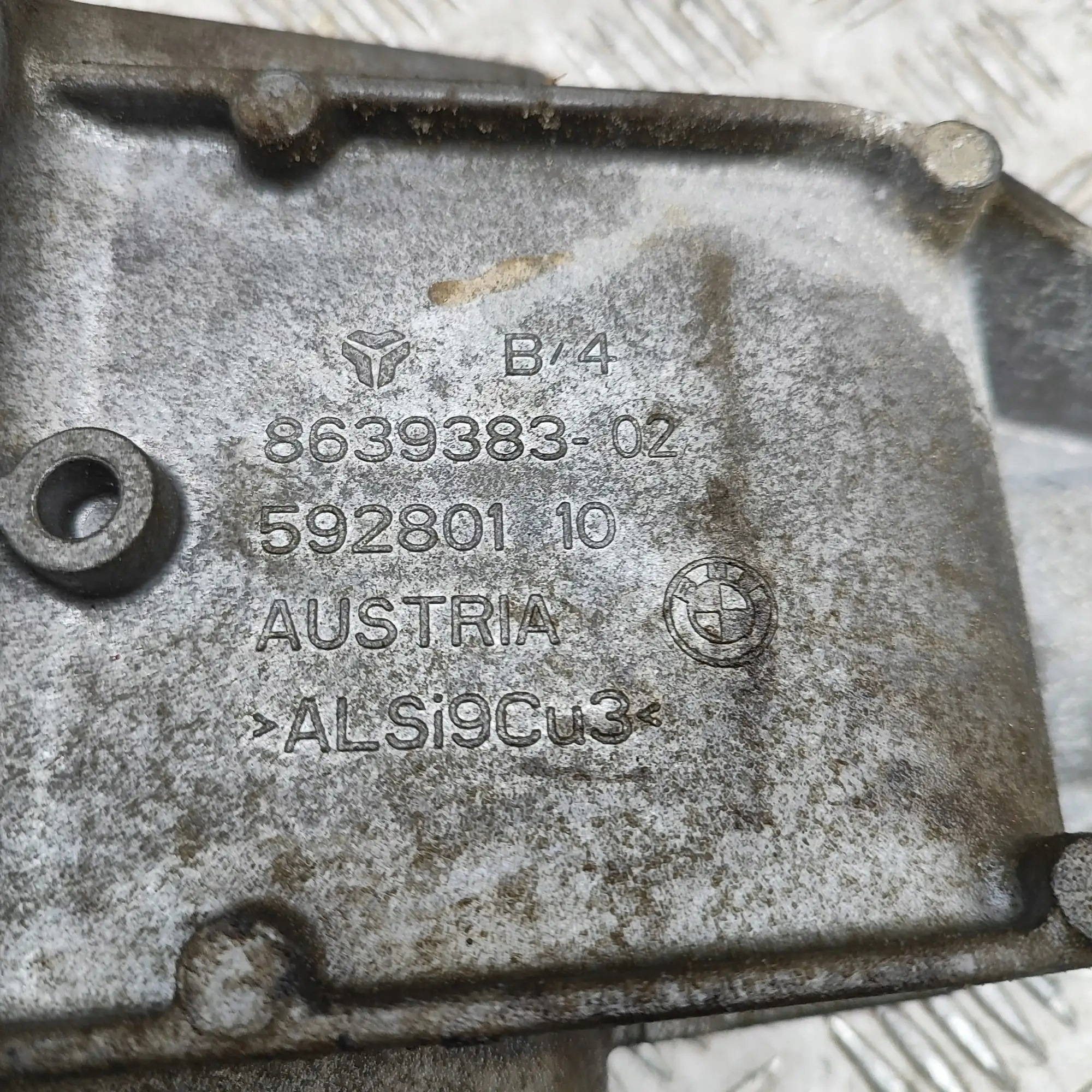 Support de demi-arbre BMW 5 G30 G31 8639383 image 6