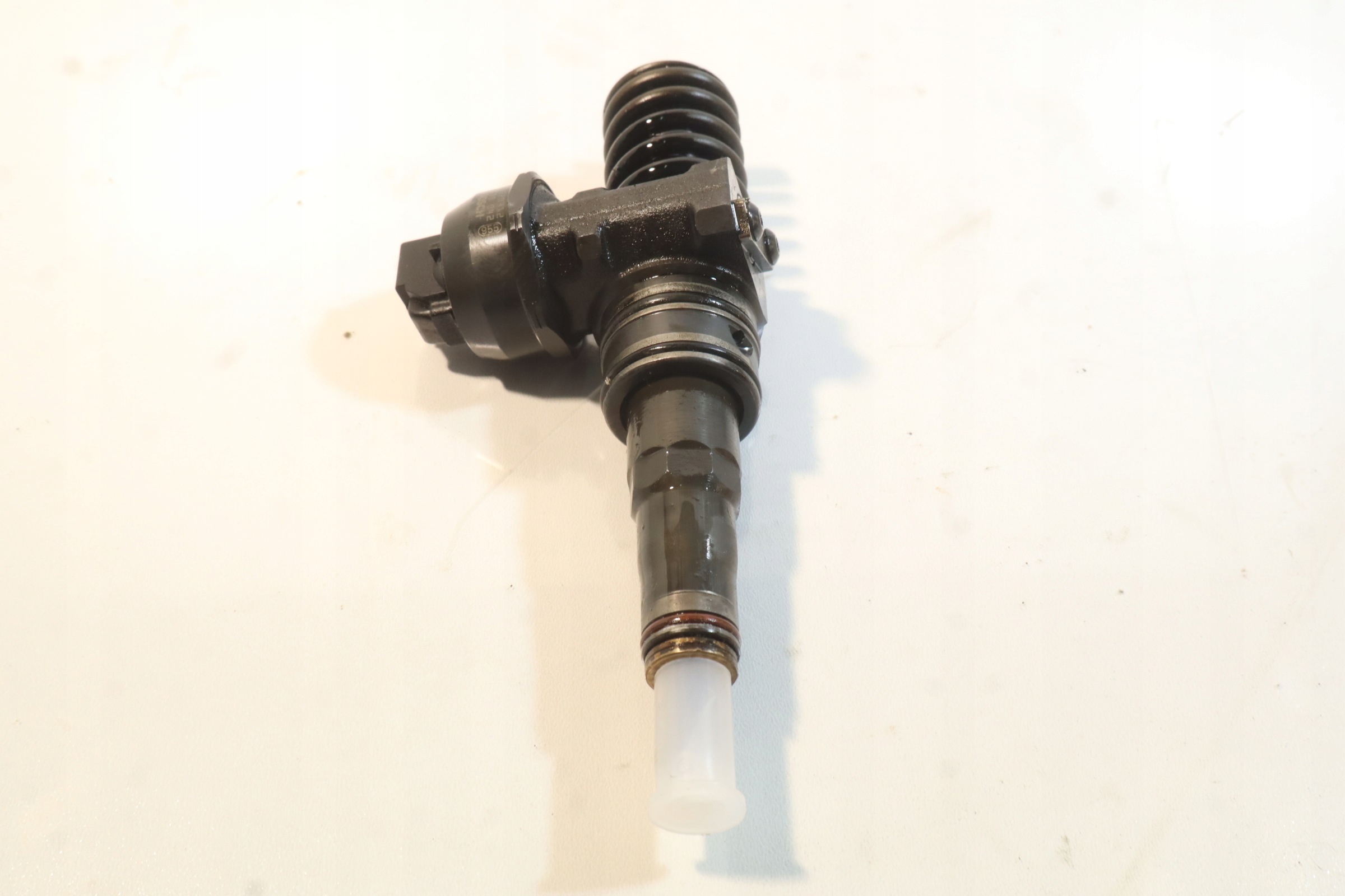Injector OEM 0414720312 para Volkswagen Passat B6 image 2
