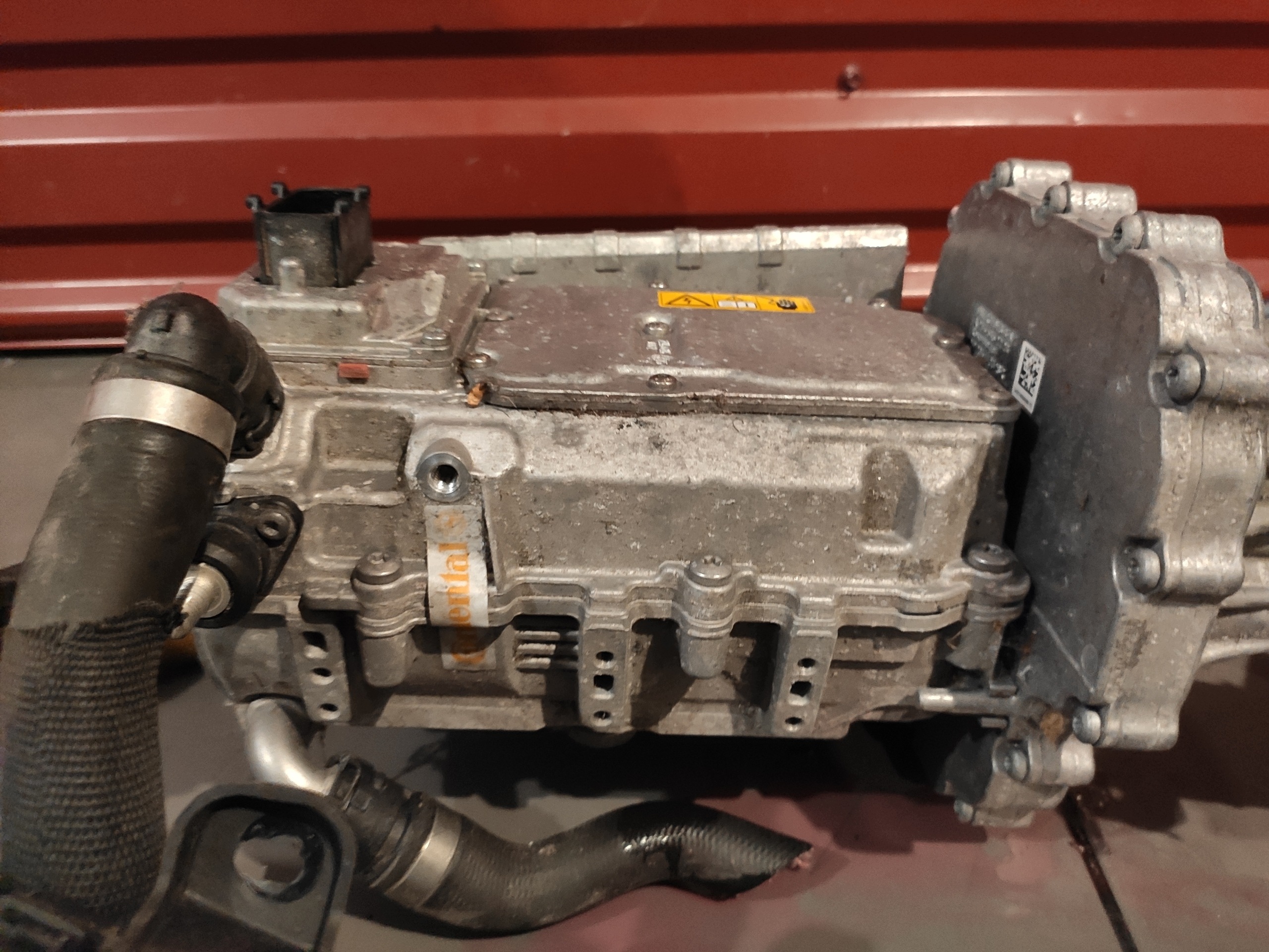 Mercedes-Benz C W205 Spannungswandler OEM A2059000417 image 5