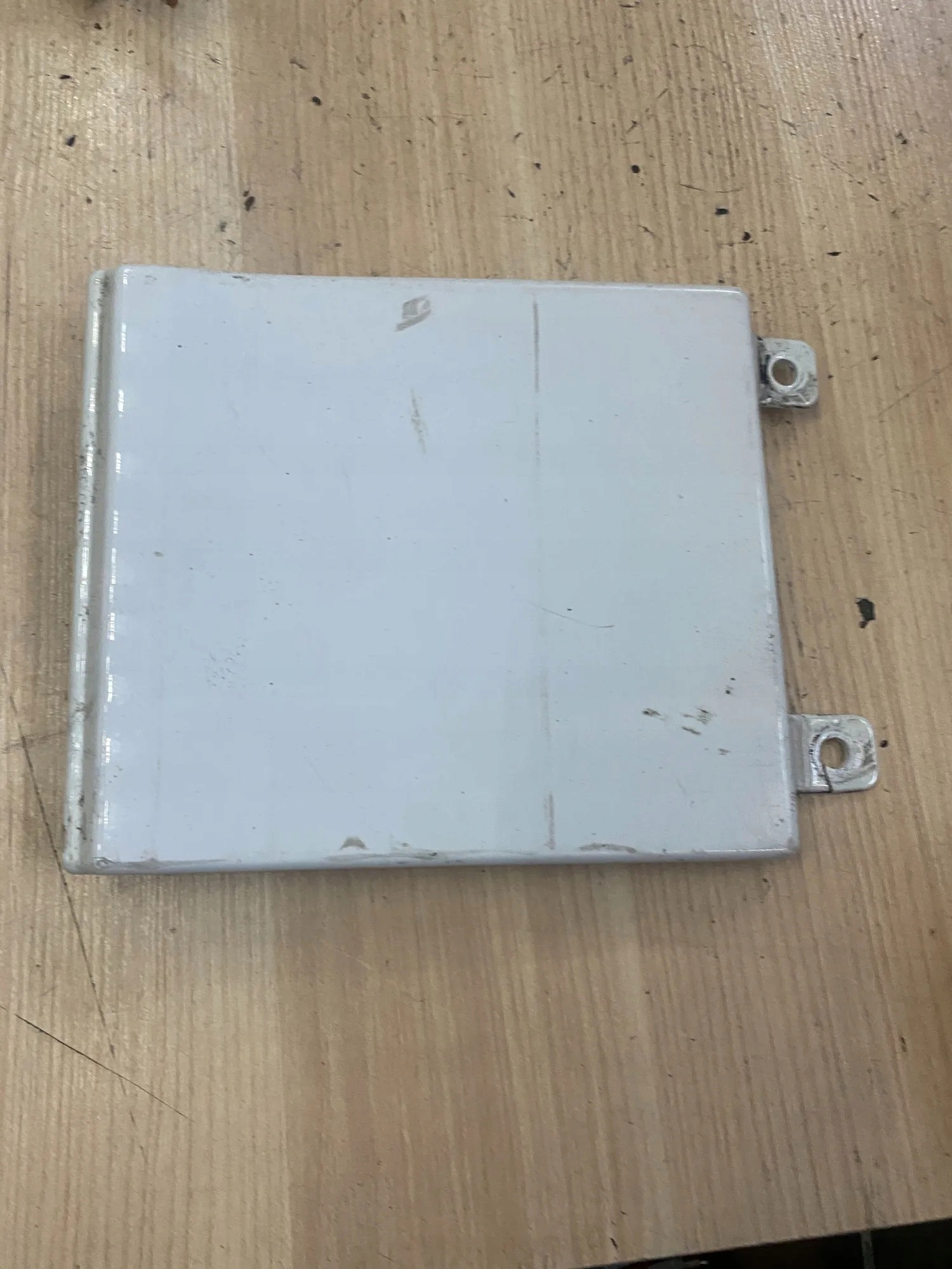 Polttoainesäiliön kansi OEM 788284942R Renault Trafic III