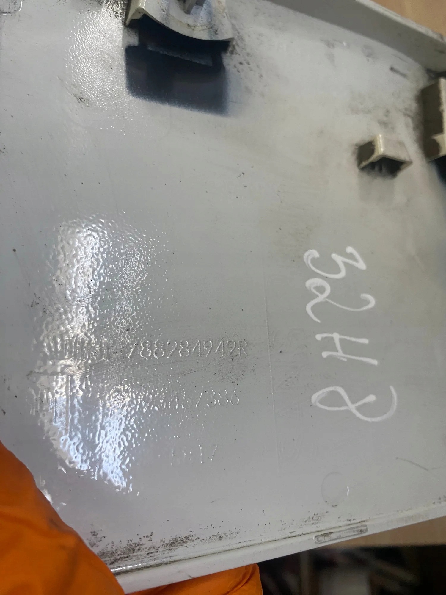 Bränsletanklock OEM 788284942R för Renault Trafic III image 4