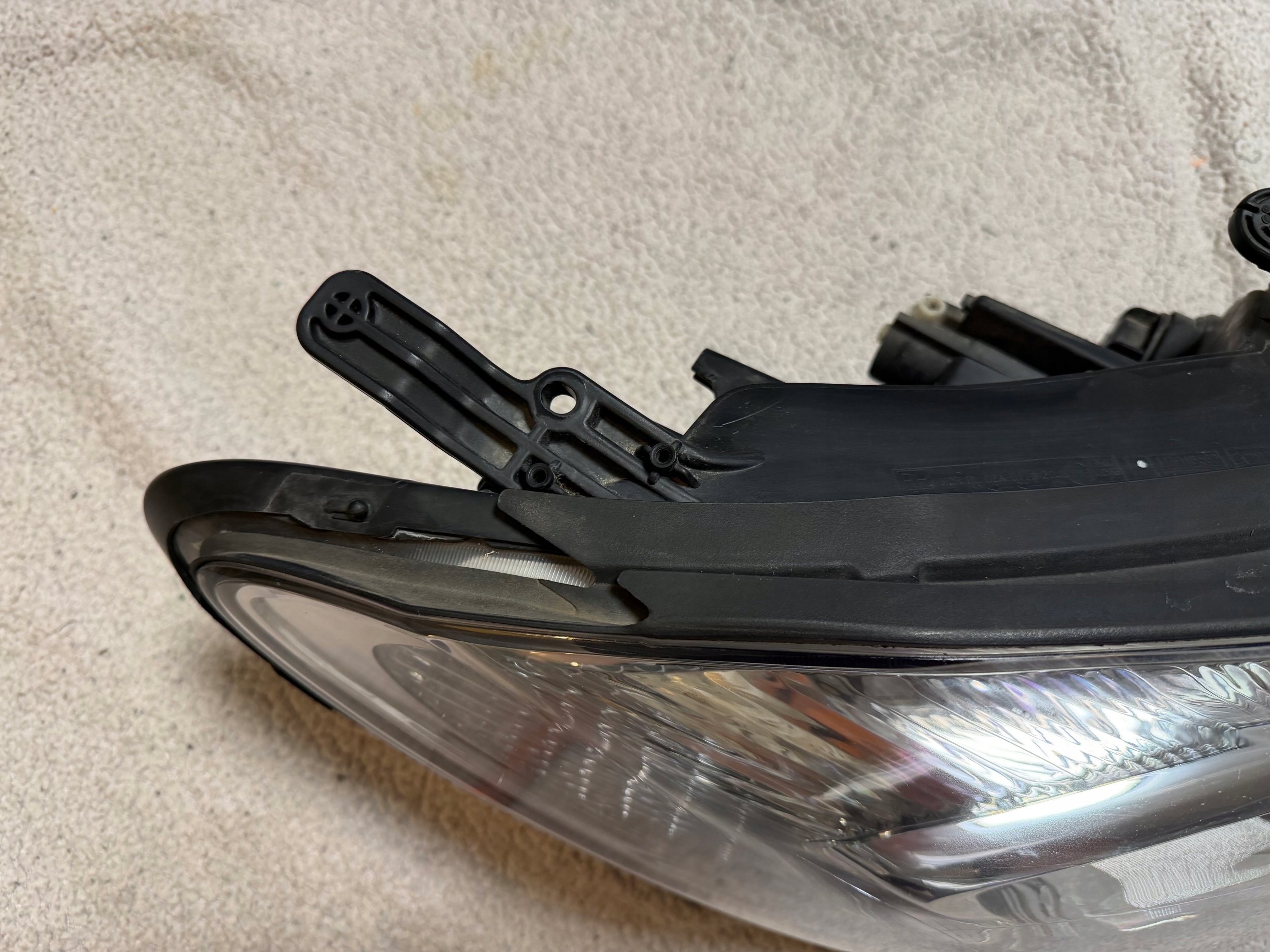 OPEL MOKKA 14R Farol Direito UE 95095497 image 8