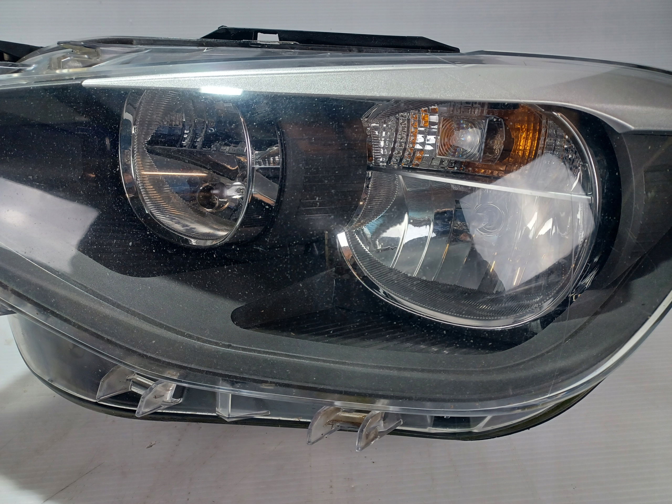 BMW F20 F21 Farol Refletor Esquerdo Dianteiro UK 7229685 image 3