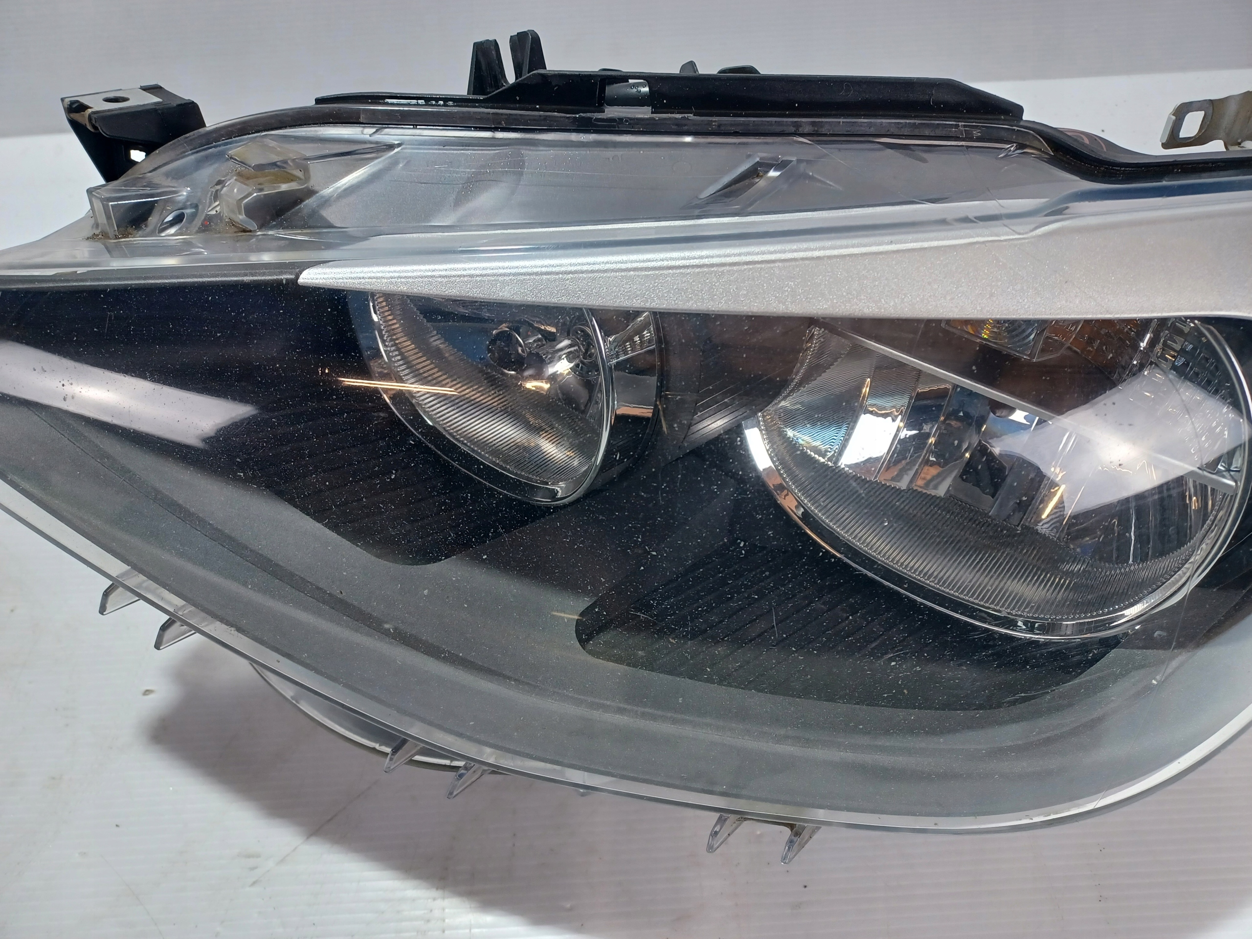 BMW F20 F21 Farol Refletor Esquerdo Dianteiro UK 7229685 image 4