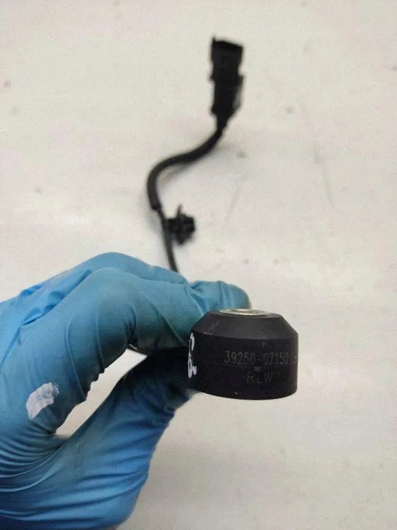 Sensor de batida OEM 3925007150 para Hyundai i20 image 3